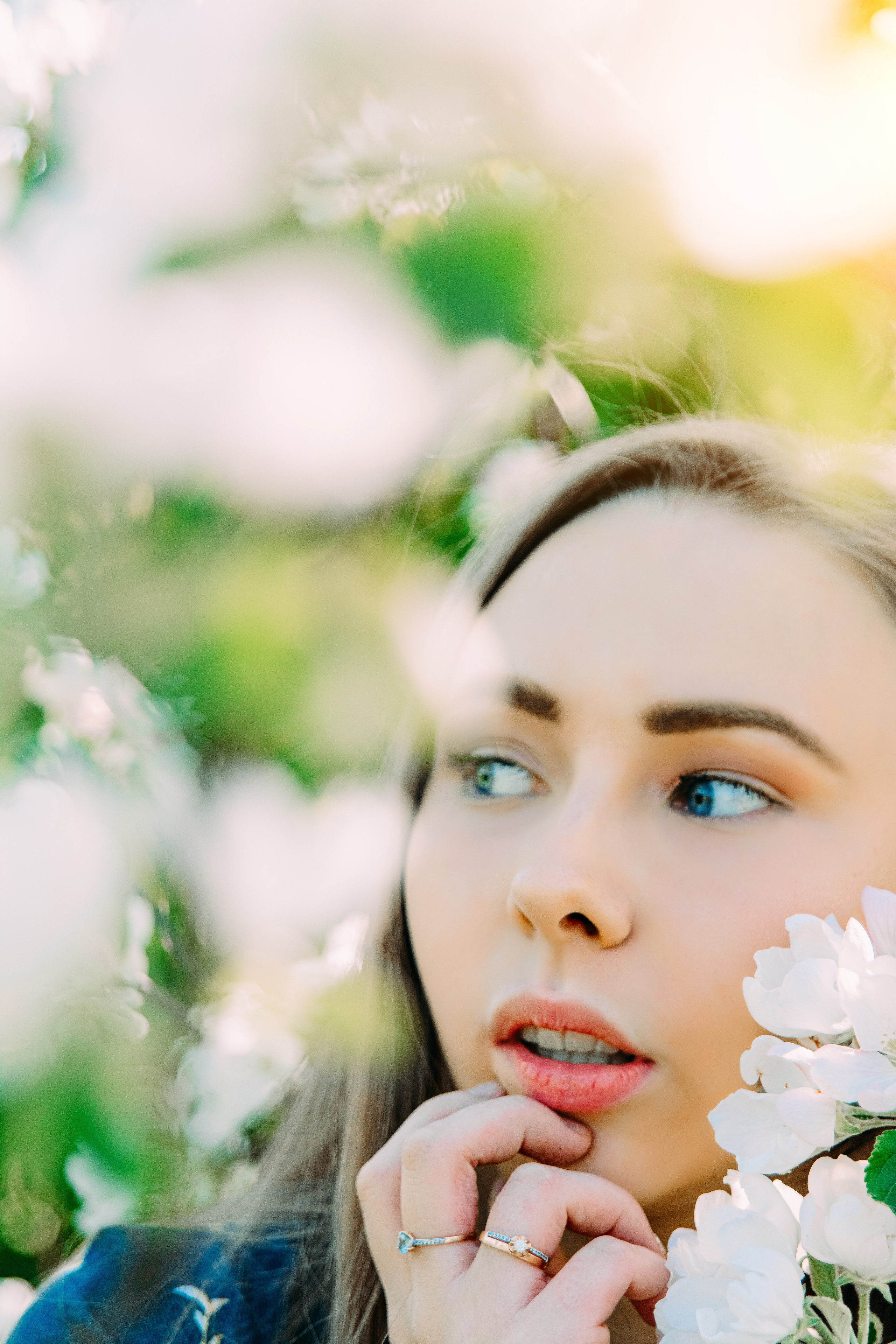 Портреты в яблони. Свадебный и семейный фотограф в Ижевске Романова Ольга