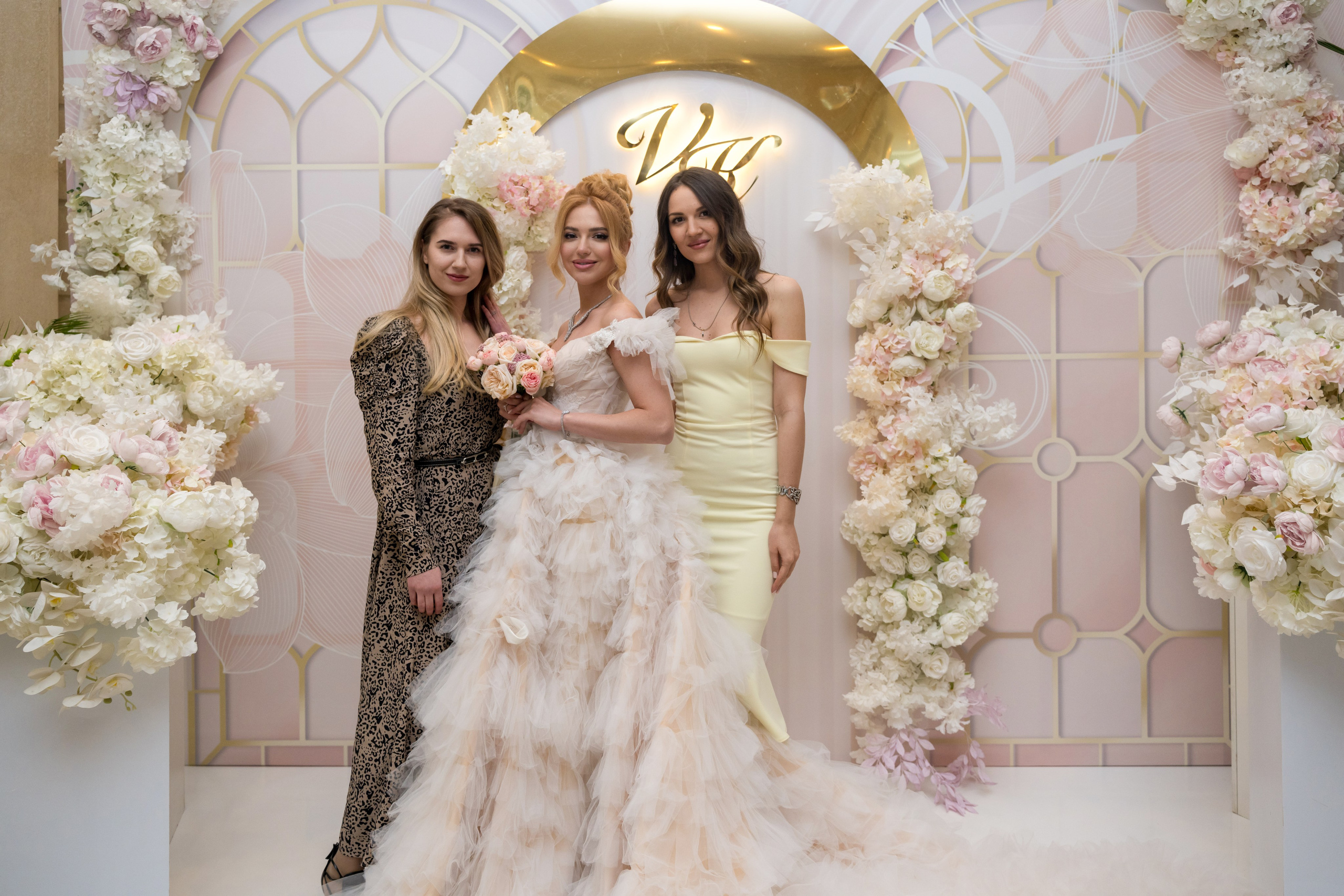 Виктор & Кристина. Семейный и контент фотограф в Москве Alira