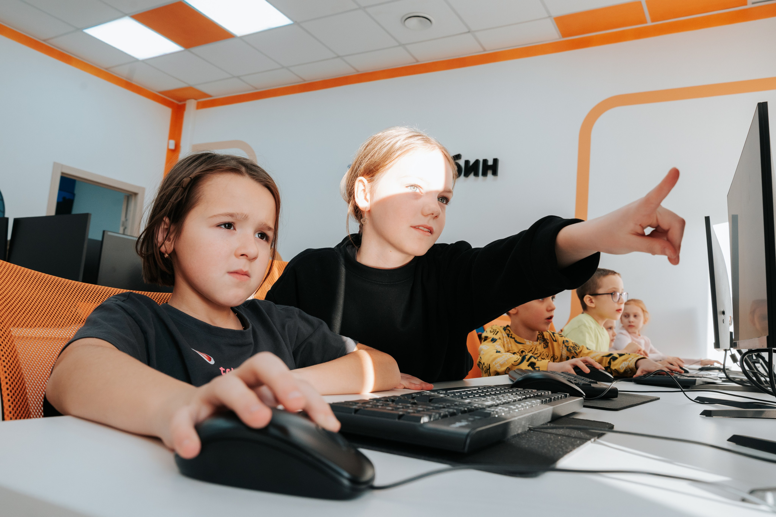 Открытие филиала компании «Российская Академия Цифра» в Красноярске. Репортажный фотограф Красноярск