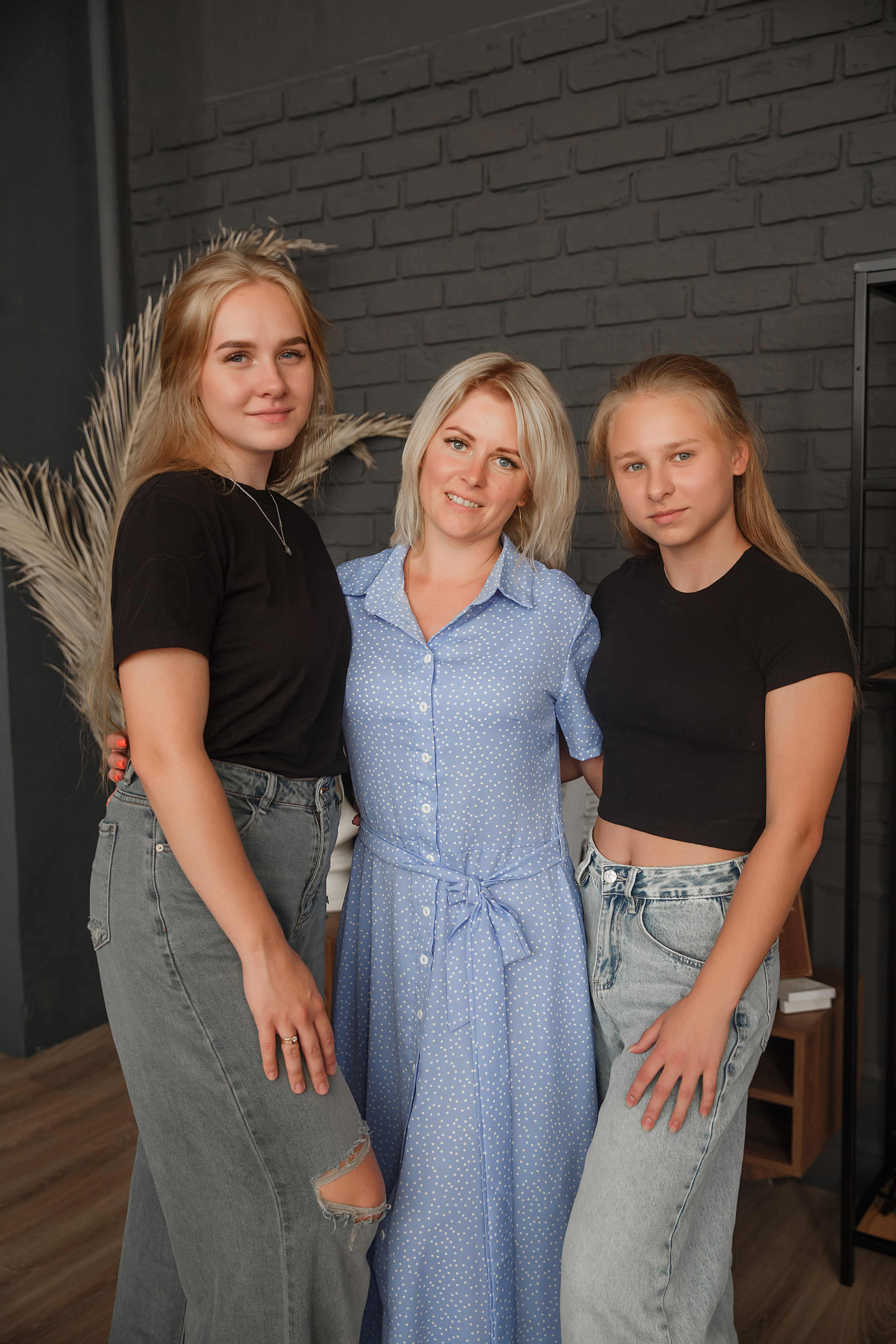 Семейная съемка в студии. Свадебный, семейный и детский фотограф Набережные Челны