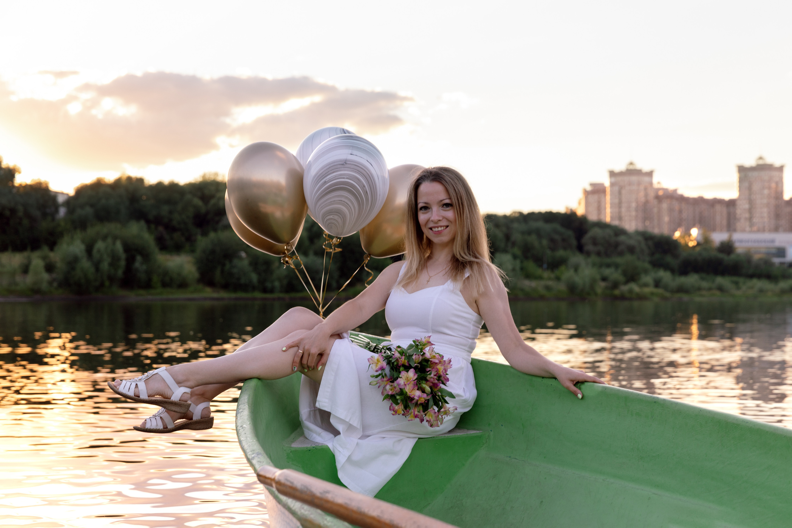 Фотосессия в лодке