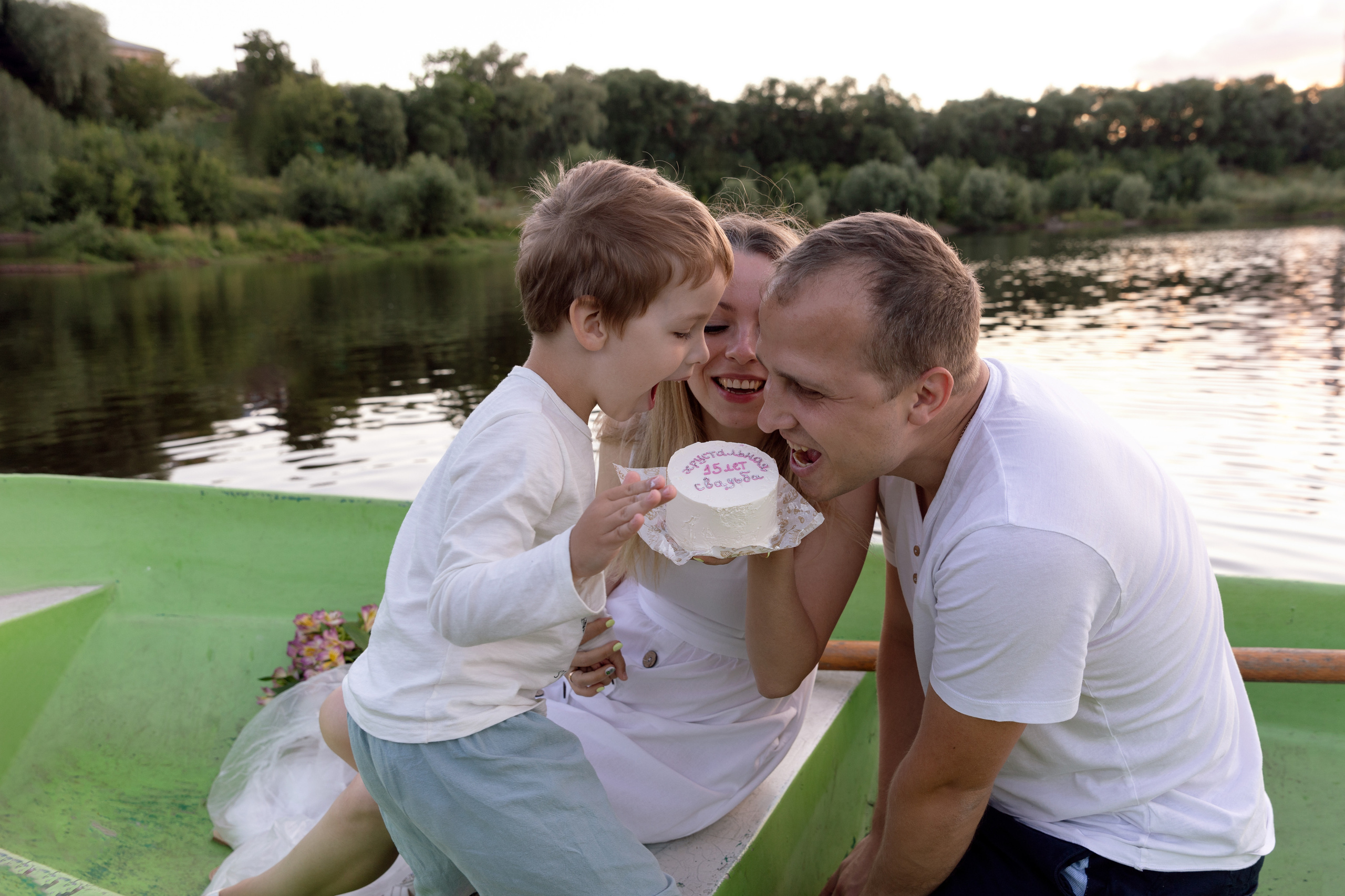 Фотосессия в лодке