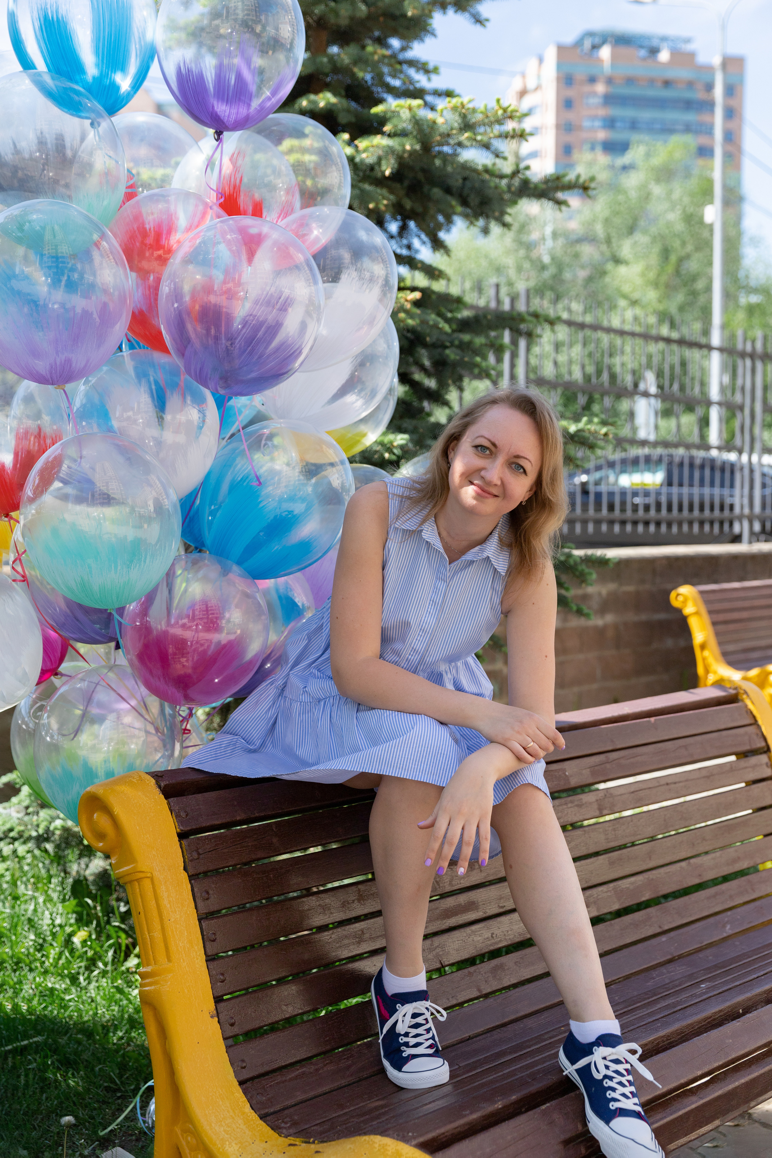 Городская прогулка с воздушными шарами