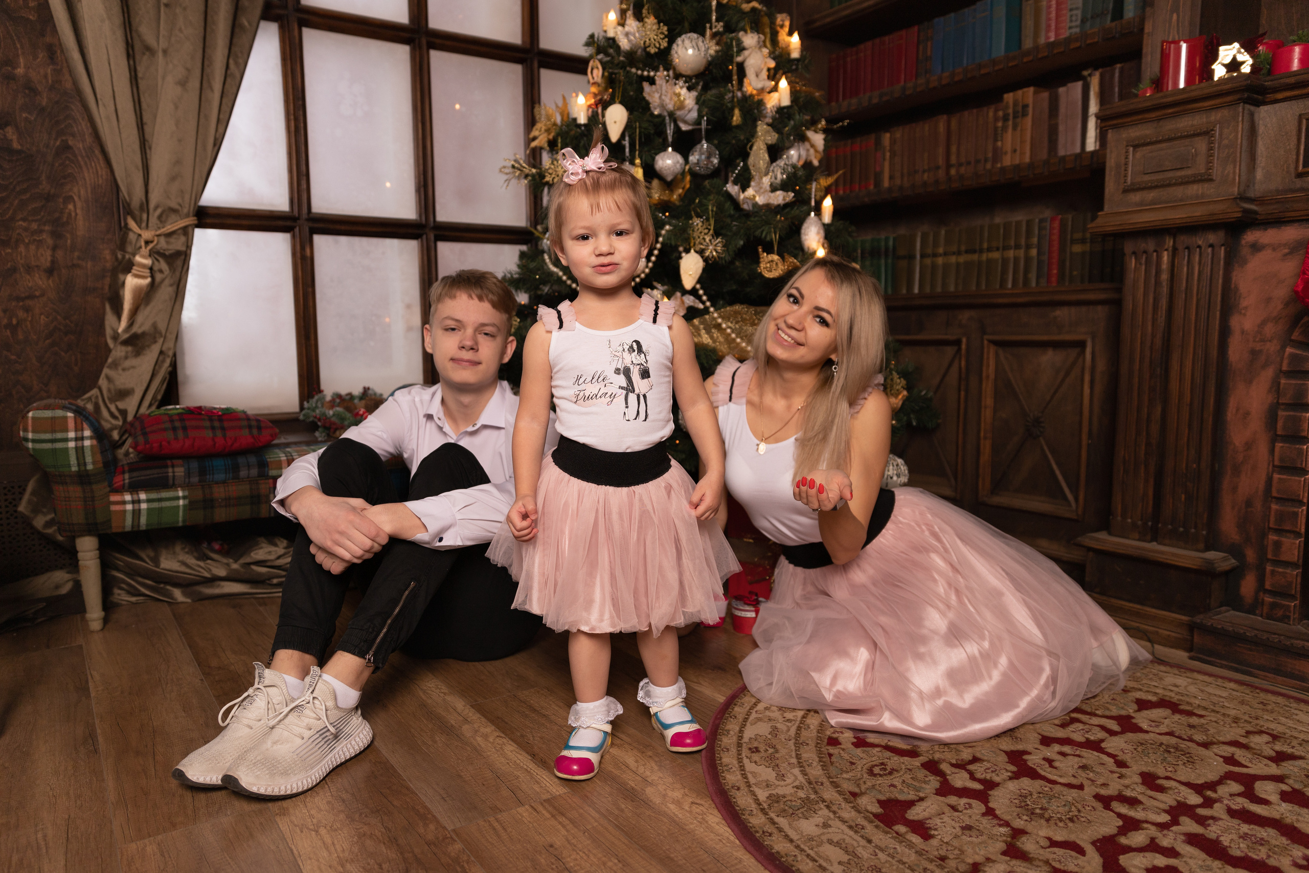 Новогодняя студийная фотосессия