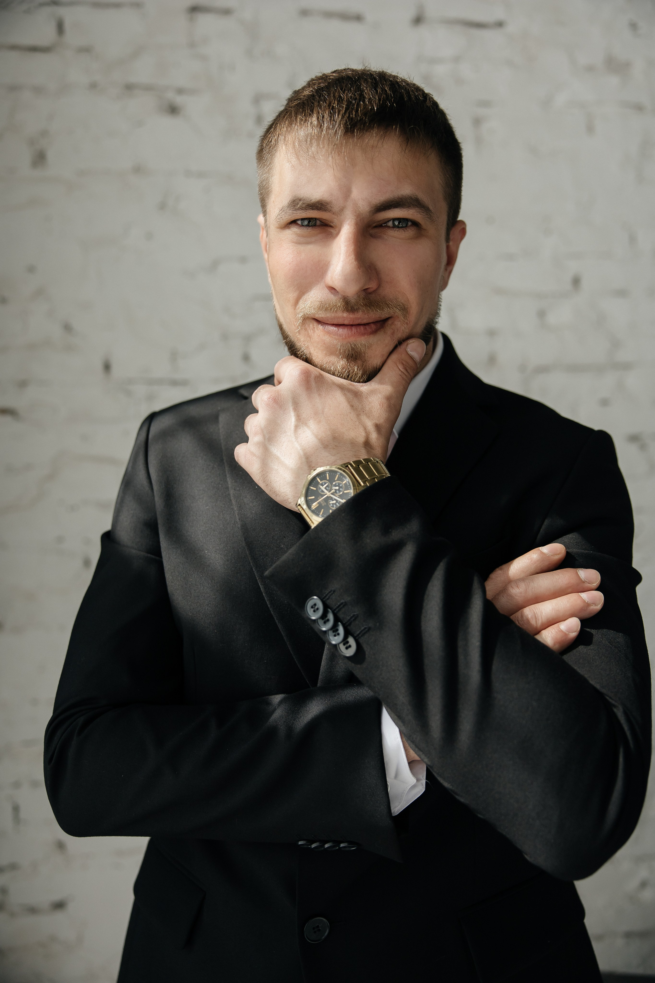 Дмитрий и Ксения. ЗАГС, студия, прогулка, банкет. Фотограф Березенская Ирина в Новосибирске