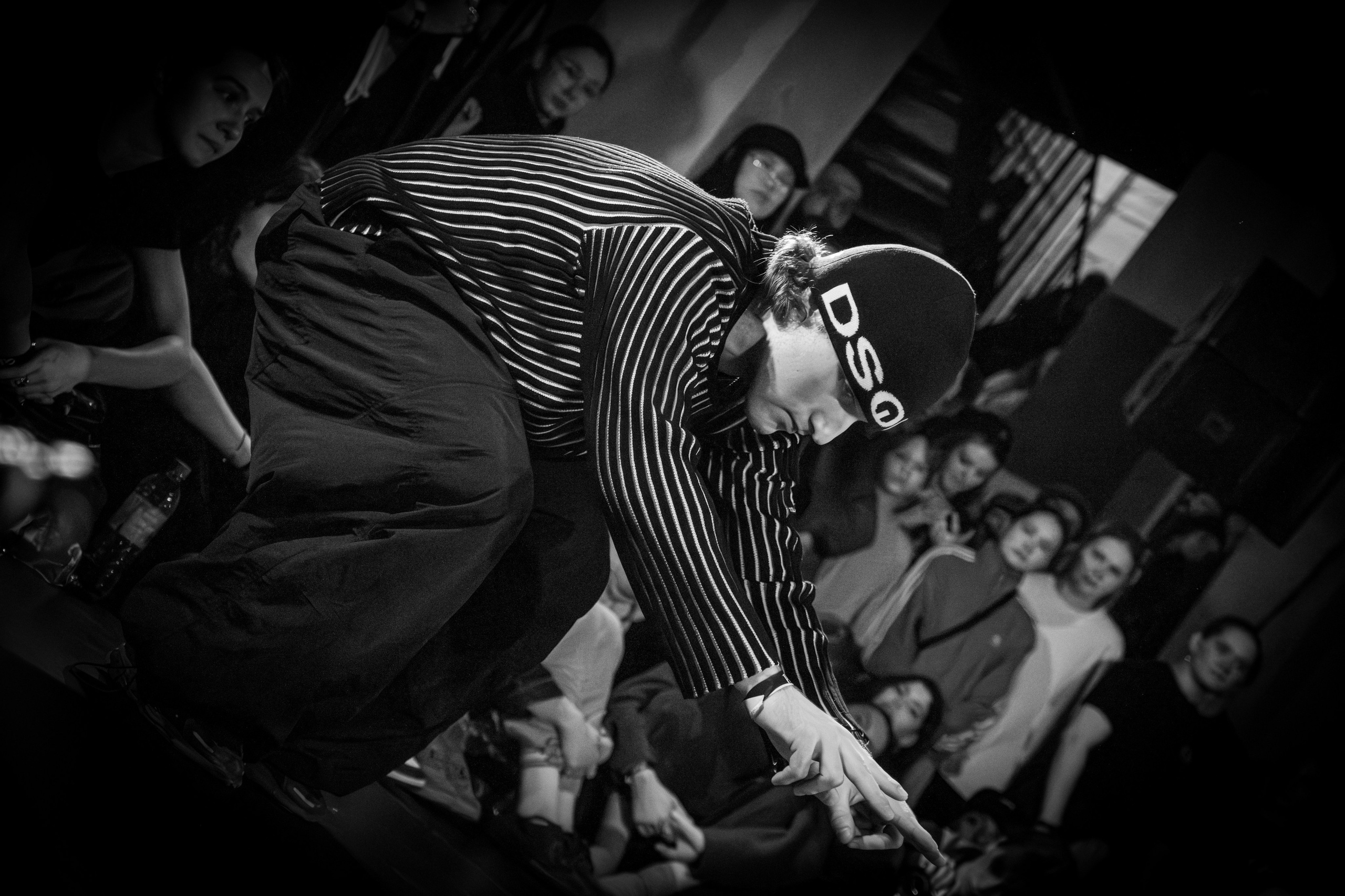 ODD BATTLE 04/05 (@youlovebu). Соня бу тебя сфоткала