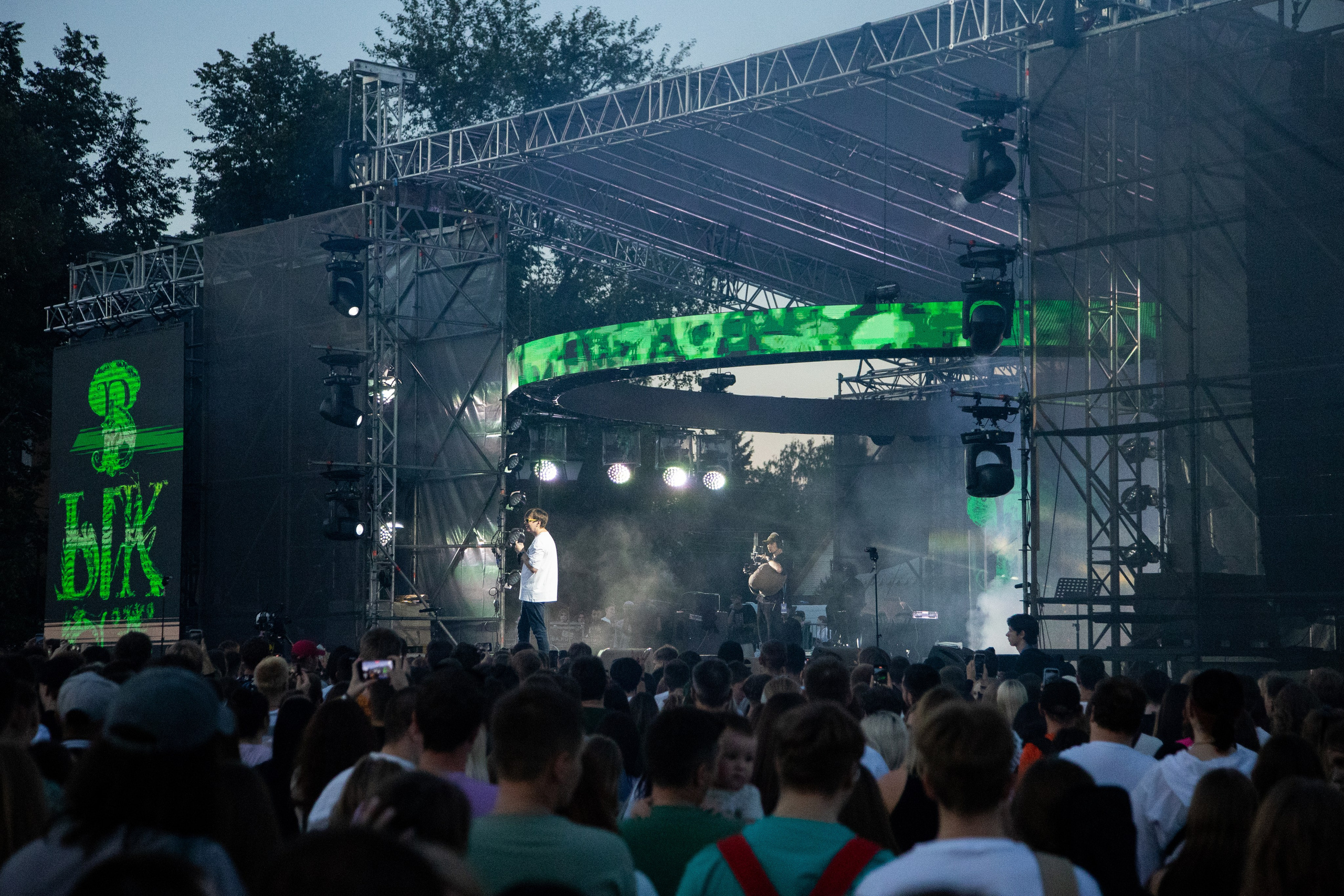 Трехдневный фотоотчет Выкса-фестиваль 2024. Фотограф городских и семейных событий Артем Карпухин