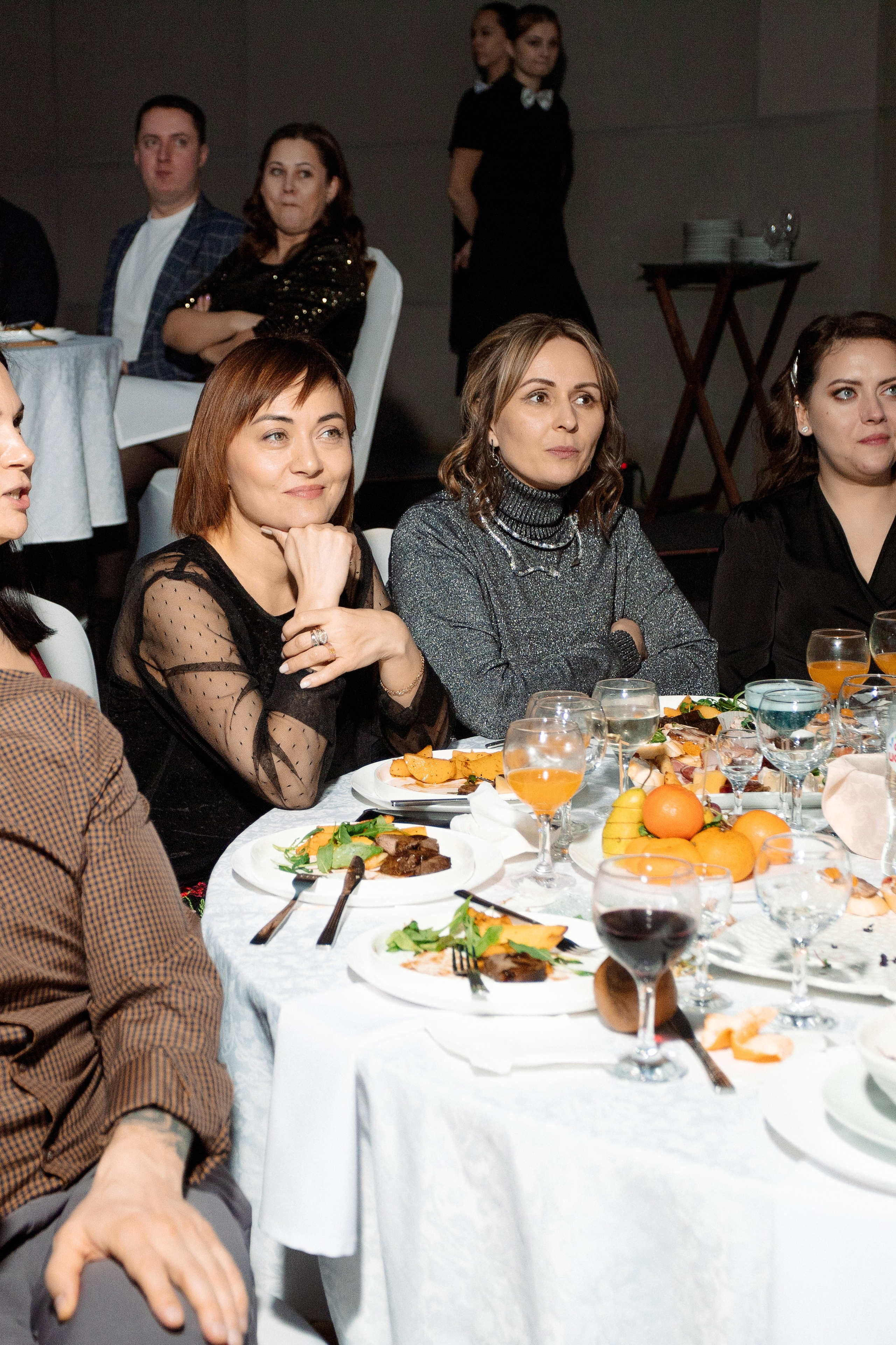 РЕПОРТАЖ: НОВЫЙ ГОД В ДК МЕТАЛЛУРГ. Профессиональный фотограф в Ижевске Леша Петров