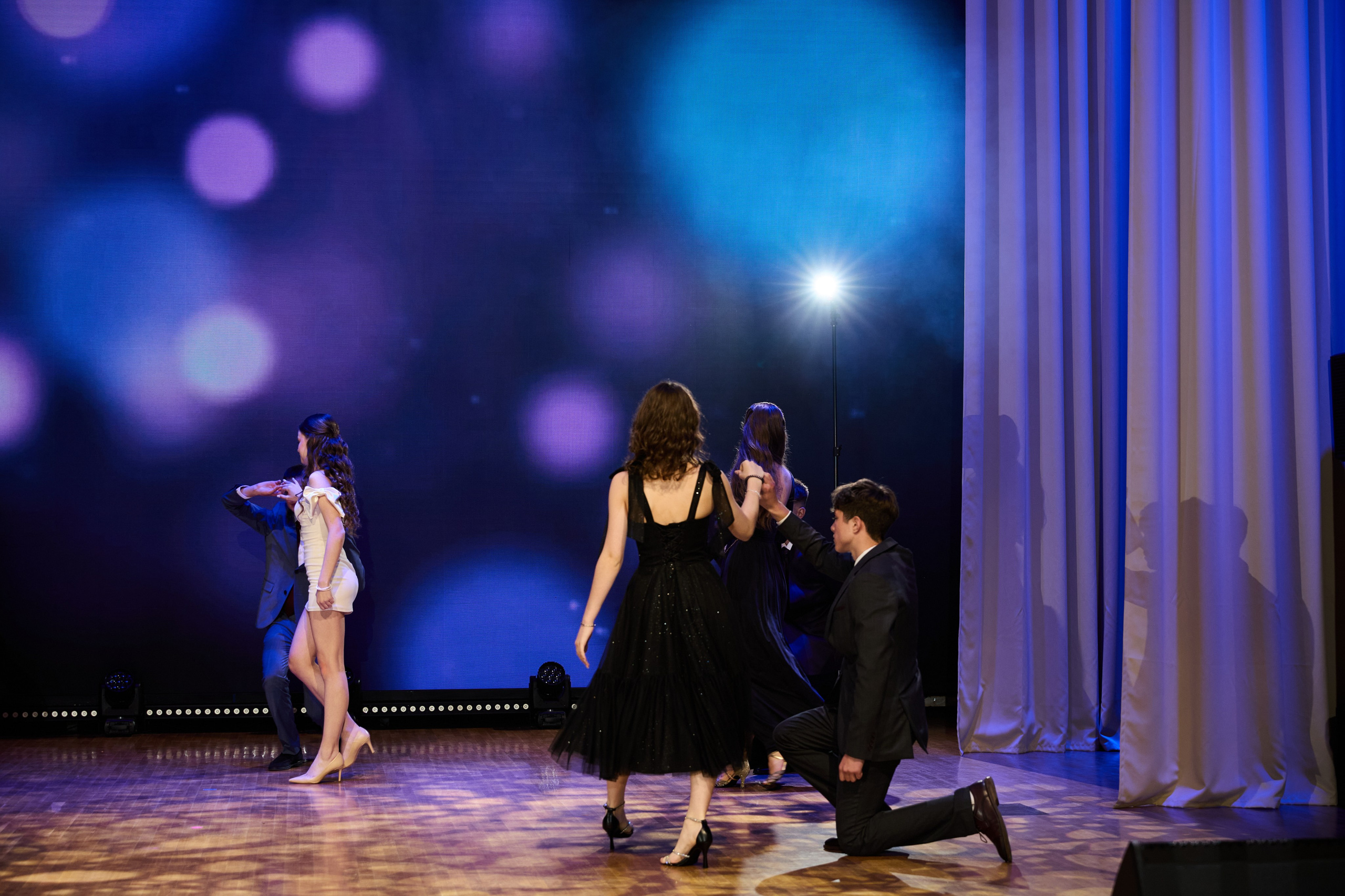 Выпускной 9 класс. Свадебная, репортажная фотосъемка и видеосъемка в Минске. Илья и Юлия Ширмановы. Фотограф | Видеограф | Минск