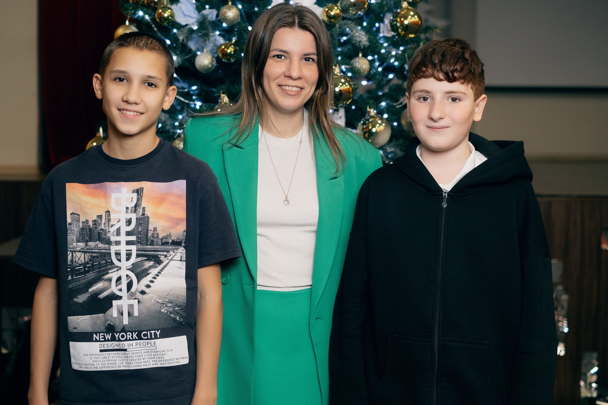 Новогодняя Фотосессия МАОУ СОШ№ 15 8 «Г». Свадебный и репортажной фотограф Денис Ожигин в Краснодаре и Краснодарском крае