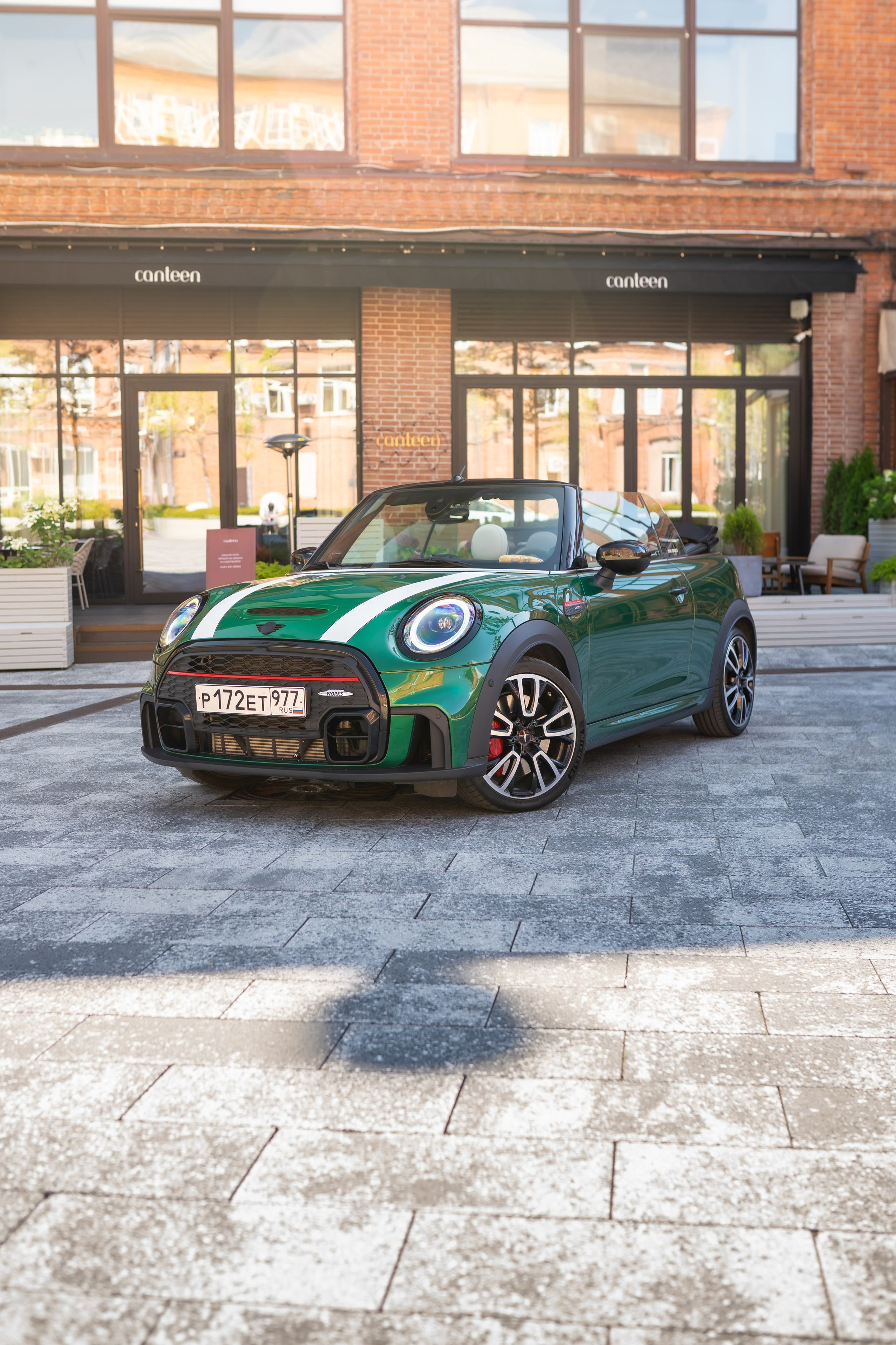 Mini Copper JCW Green. Mirllaev