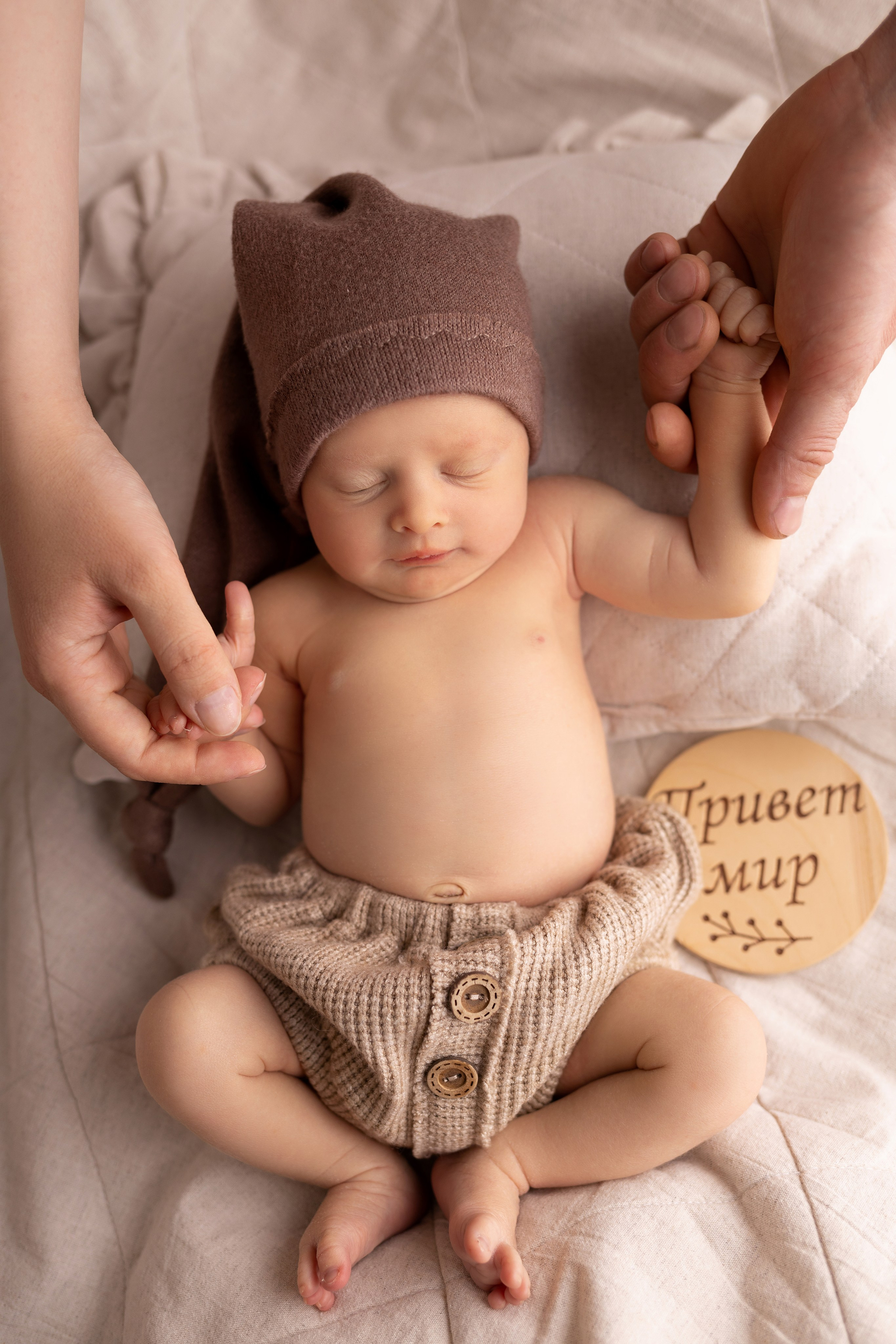 Newborn съемка в стиле Лайф. Фотограф новорожденных малышей в Омске и Омской области Эльвира Камаева