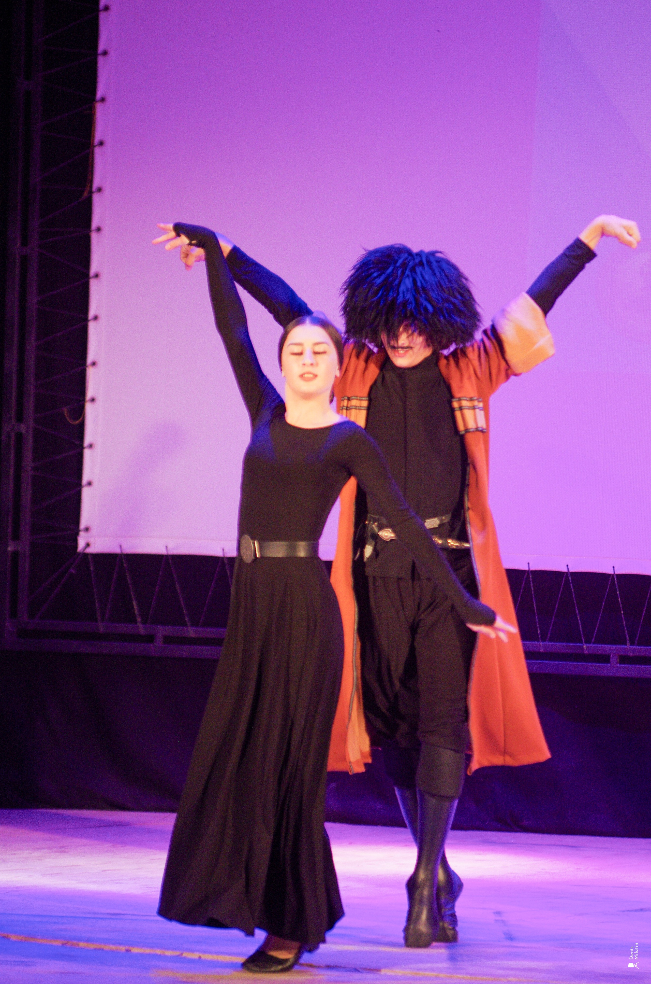 Танцы в прекрасном Они. Портретный фотограф Денис Милютин