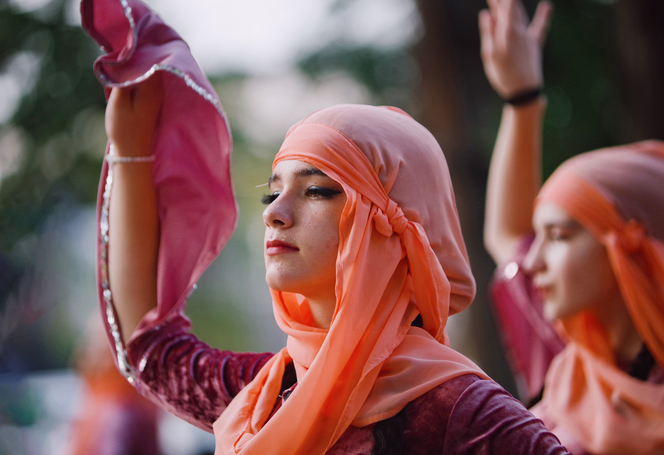 Грузинский танец. Портретный фотограф Денис Милютин