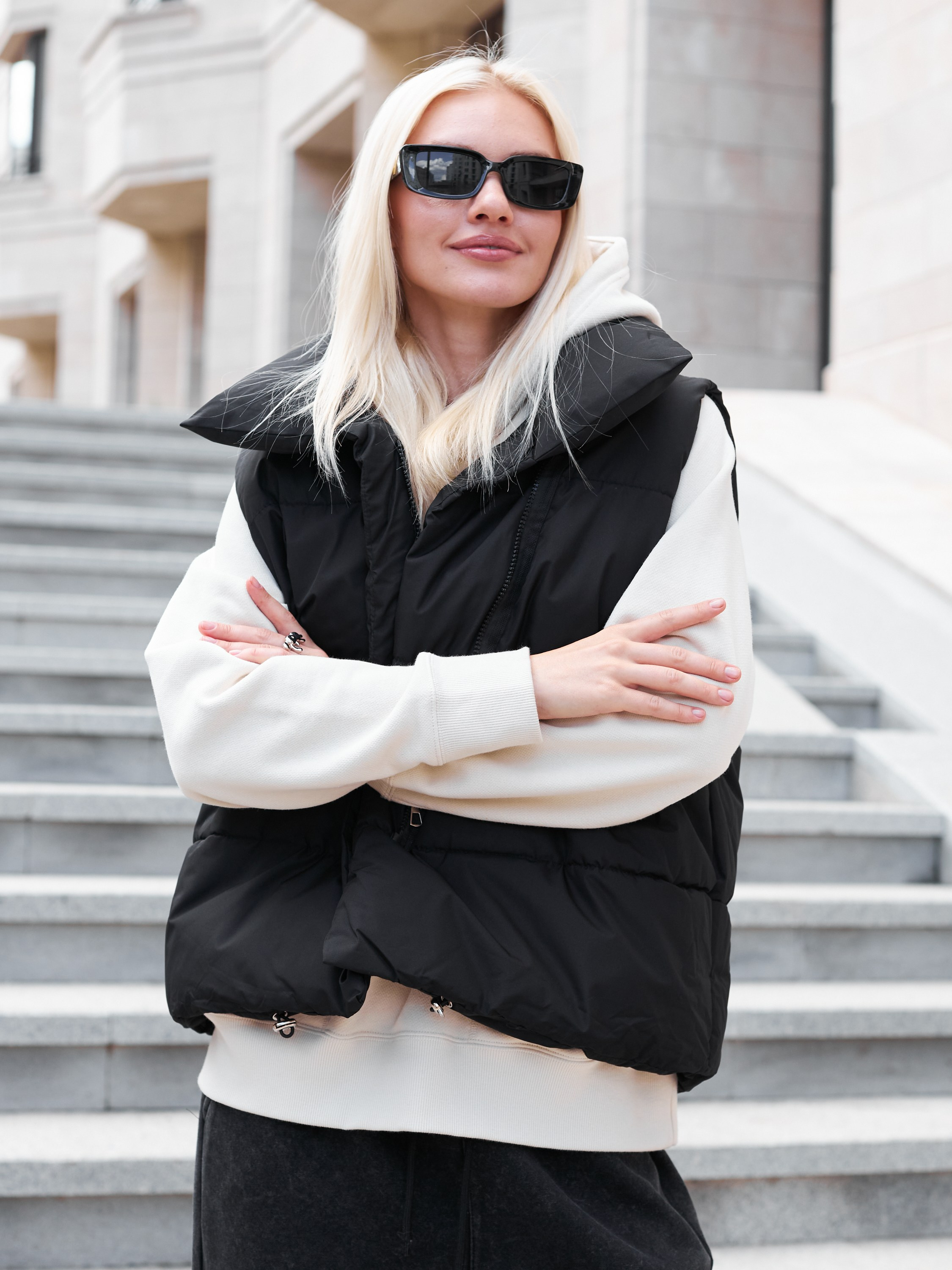 Фотосъемка курток Екатеринбург Wildberries ВБ Ozon Озон фотосессия одежды Екб заказать цена фотосъемка товара WB маркетплейс верхняя одежда. Фотограф Екатеринбург Анастасия Жерновская | Маркетплейсы и нейрофото