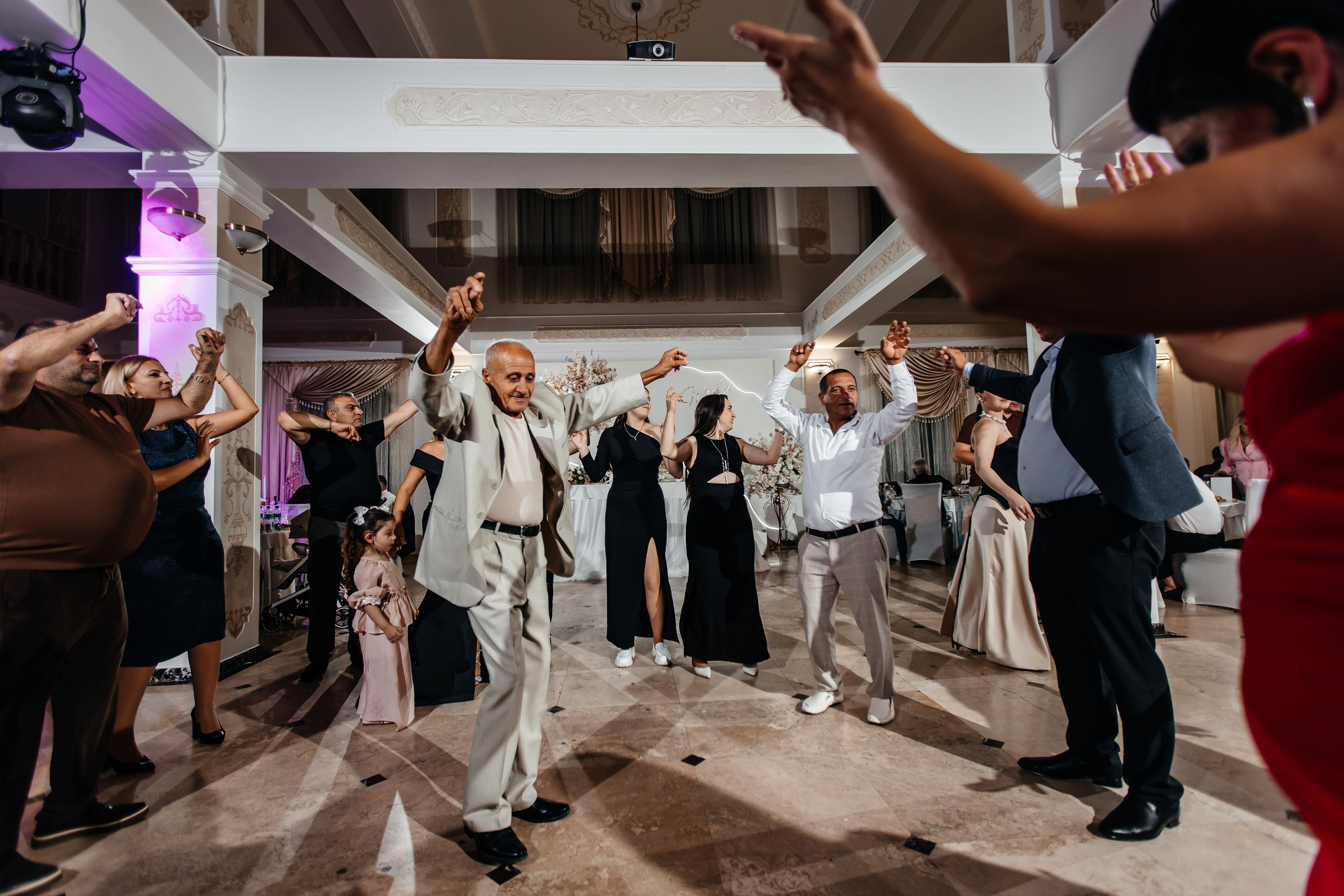 Анонс свадьбы для Арсена и Дианы. Свадебный фотограф в Крыму и Севастополе Ольга Баскакова