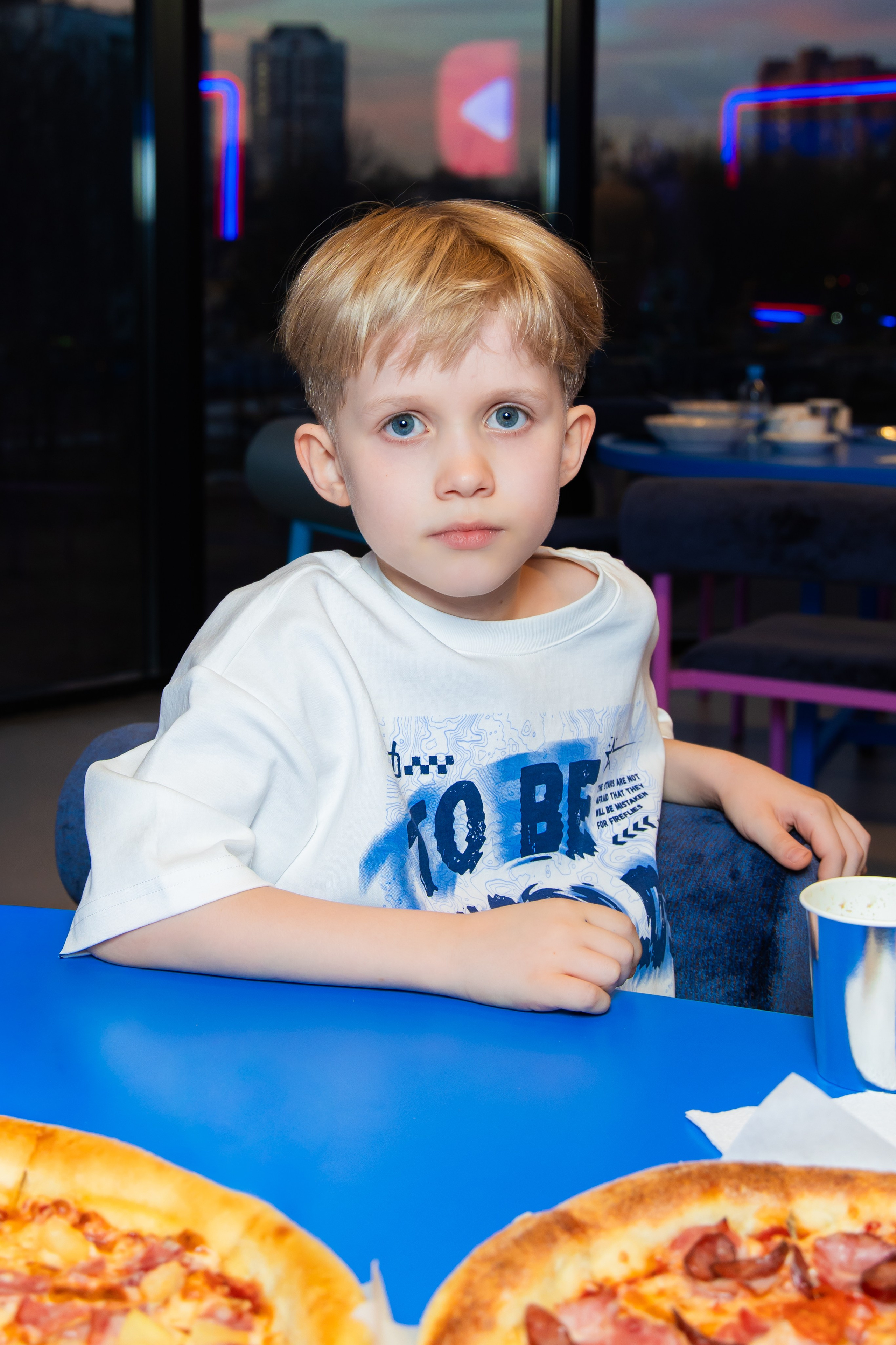 Андрей 25/03 VR A4. Виктория Литвинова репортажный фотограф Москва