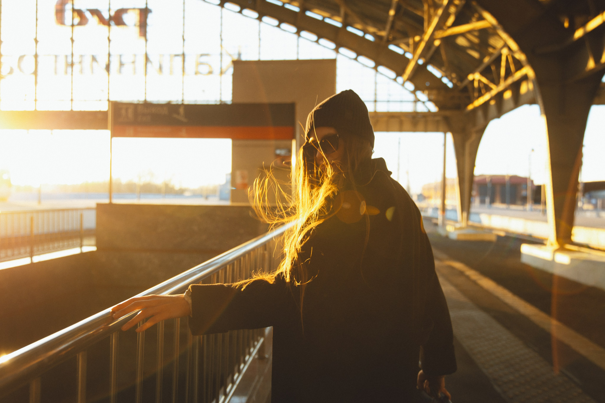 Дина / Южный вокзал. Фотограф Калининград Илья Миллер