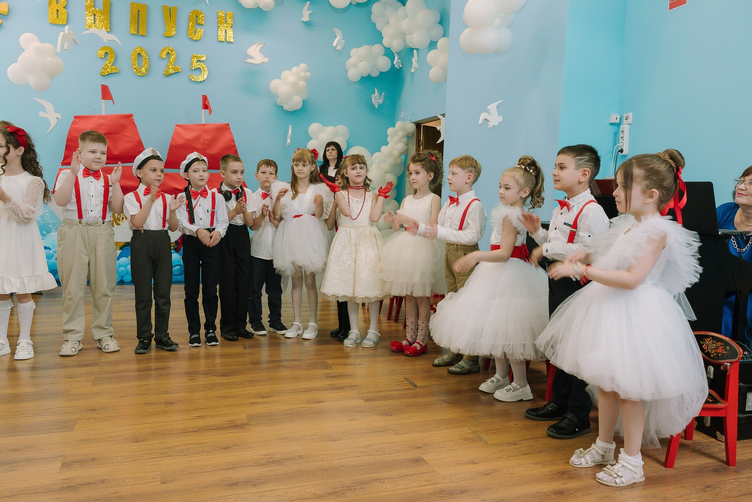 Выпускной 10 ДС. Выпускные альбомы Натальи Бутко: Новороссийск, Анапа, Геленджик