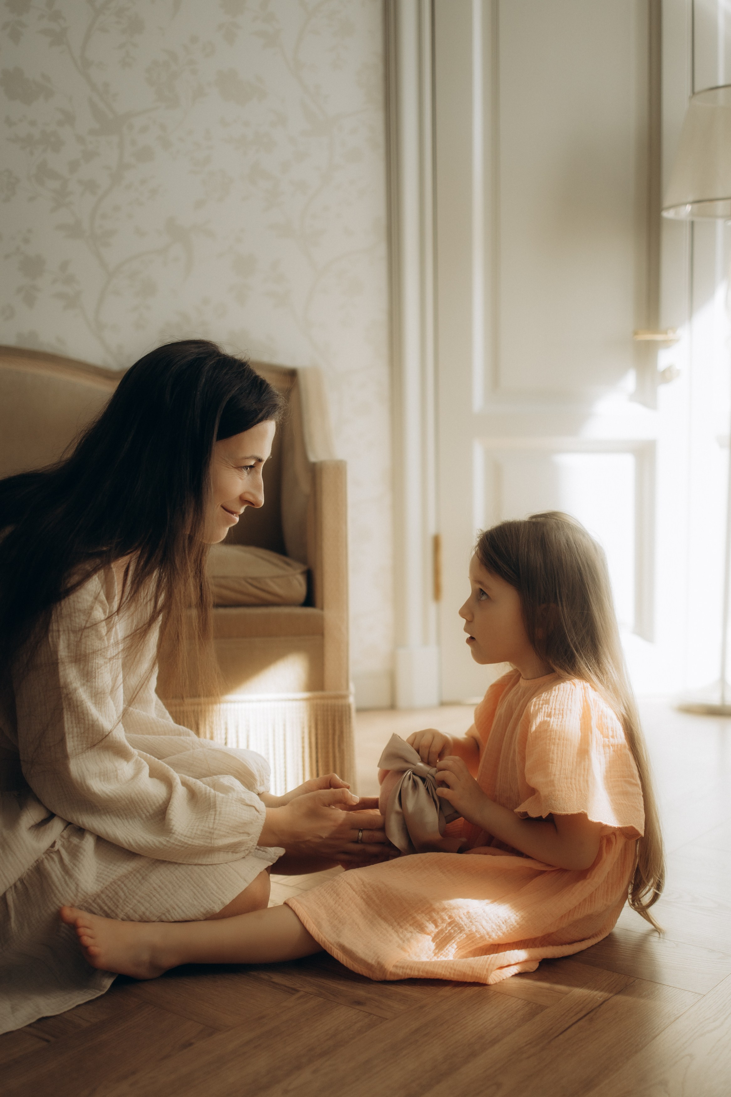 фотосессия новорожденного, фотосессия новорожденных, ньюборн, пушкин, павловск, спб, семейная фотосессия, семейная съёмка, мама и дочка, фотосессия в студии