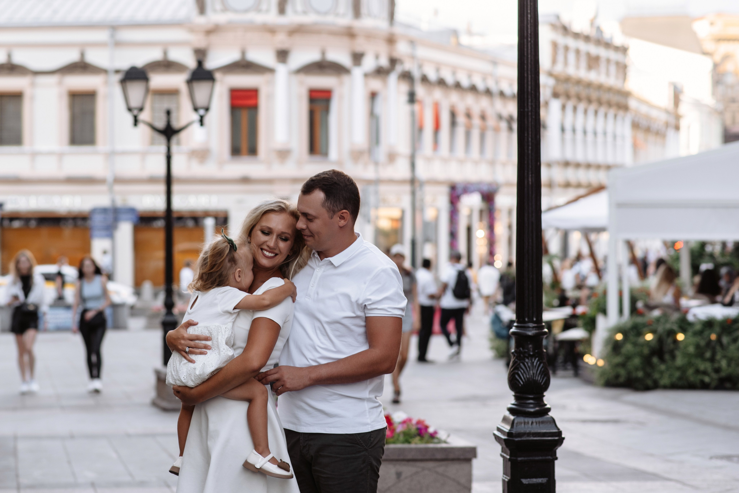 Миллионы глаз смотрят на нас.спустя 5 лет). Свадебный фотограф и визажист в Москве Кристина Палько