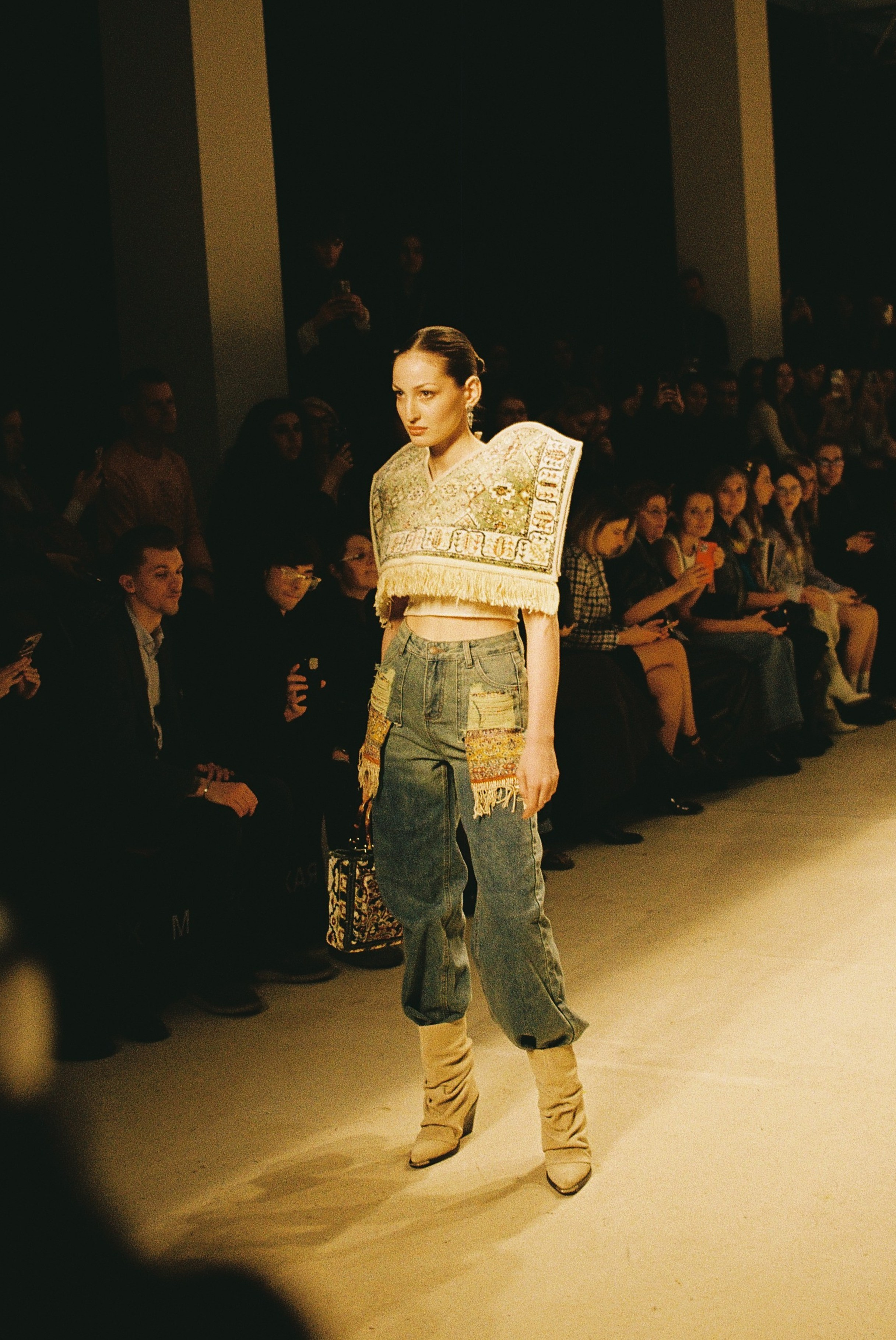 День 2. Плёночный фотограф Москва, Саша Звук