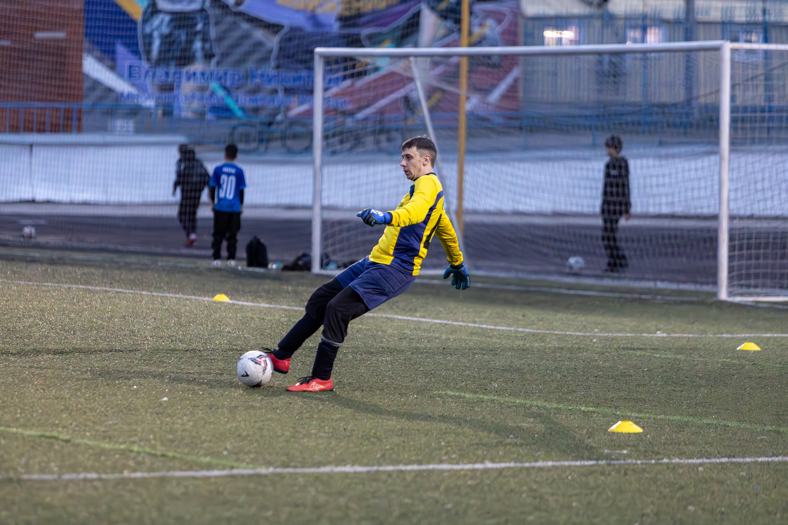 Ночная Футбольная Лига. ПЗСП — S22. 23.04.2026. Репортажный и спортивный фотограф в г. Пермь Зильберг Павел