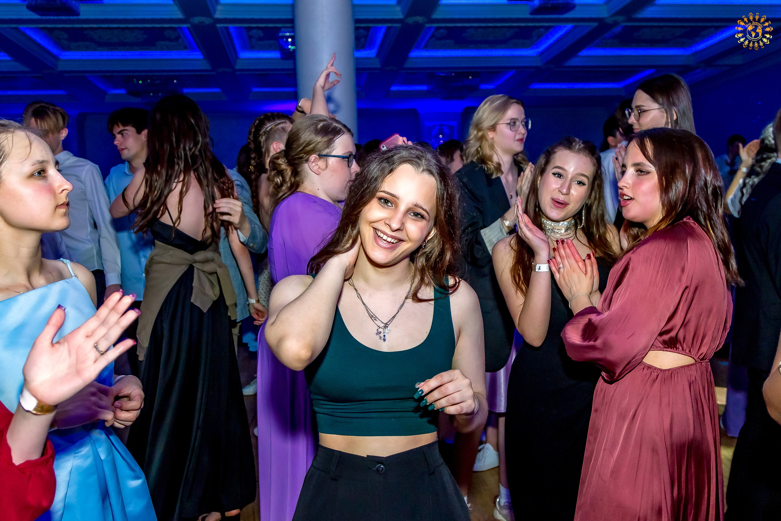 Выпускной 2023 (11-е классы) Triumph City Hall Москва. Репортажная съемка в Москве и области. Анималистика