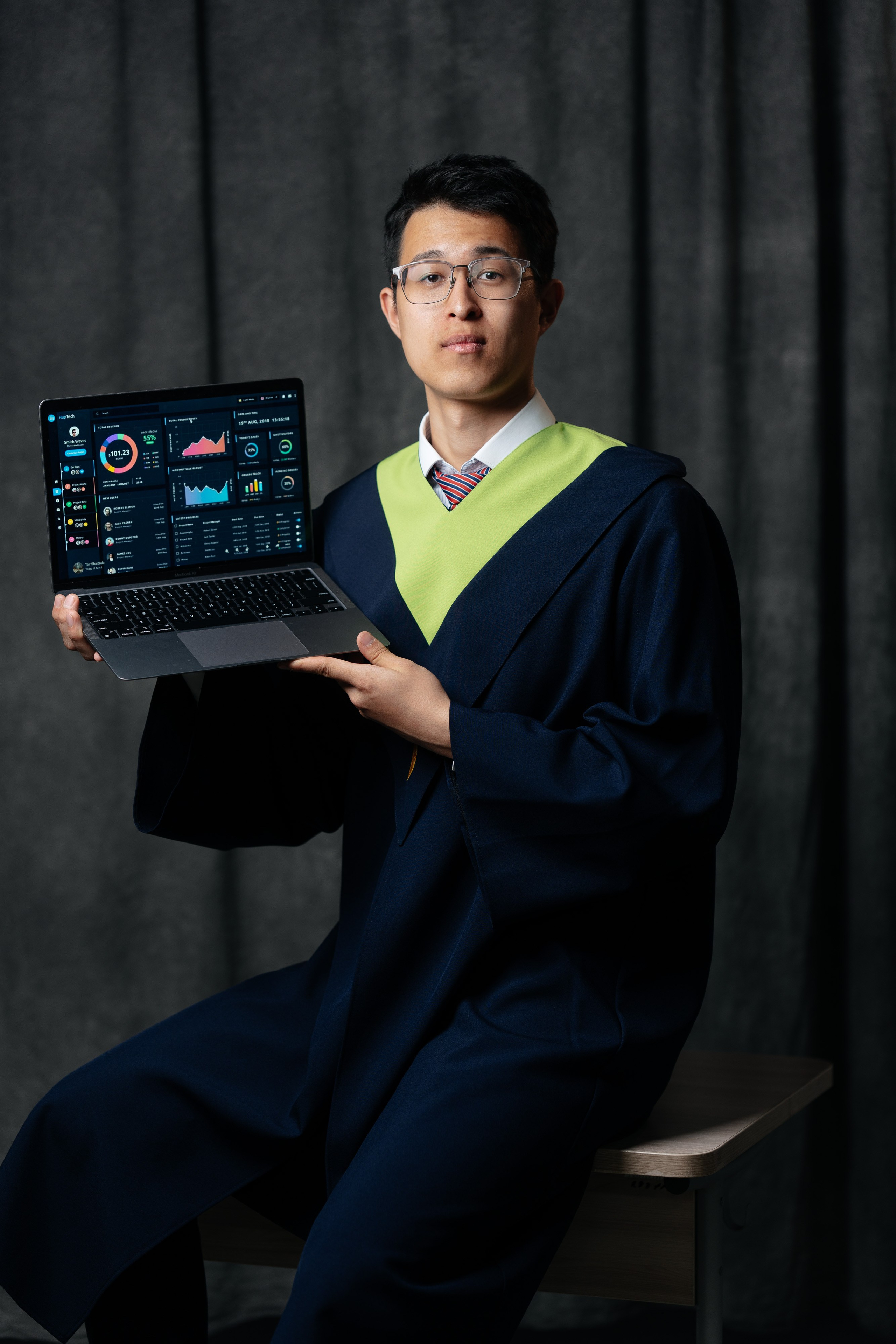 Личный разворот. Выпускные альбомы в Нур-Султане (Астана) и по всему Казахстану