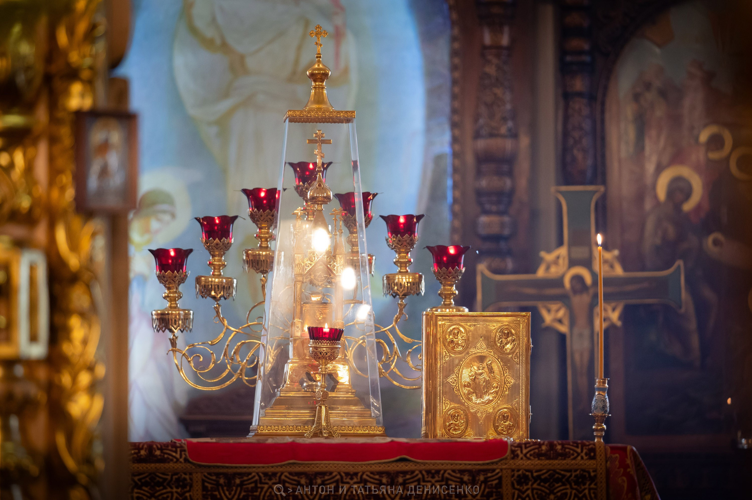 Храм Преображения Господня в Богородском. Антипасха. Антон и Татьяна Денисенко — В храме