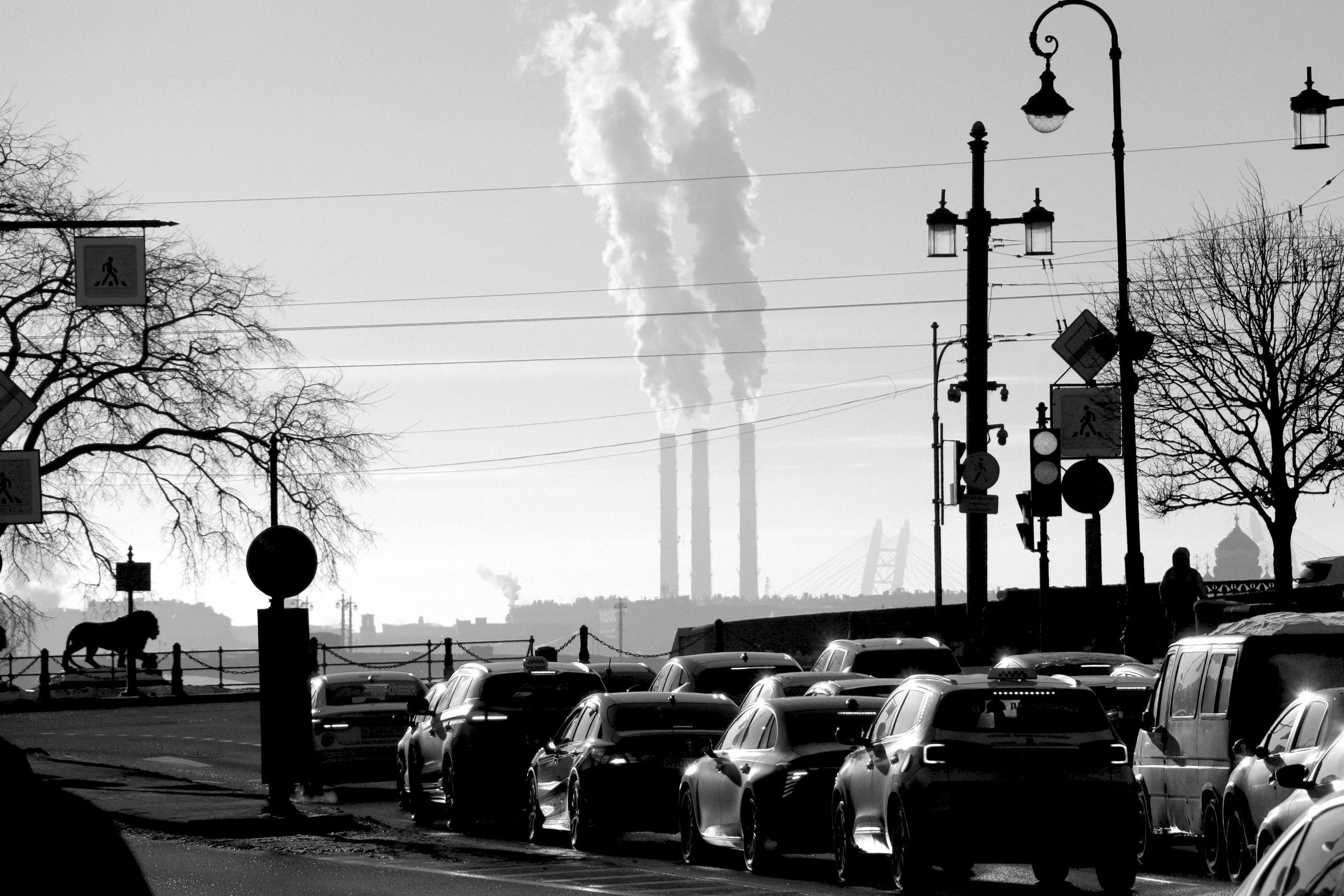 На улице. Главная