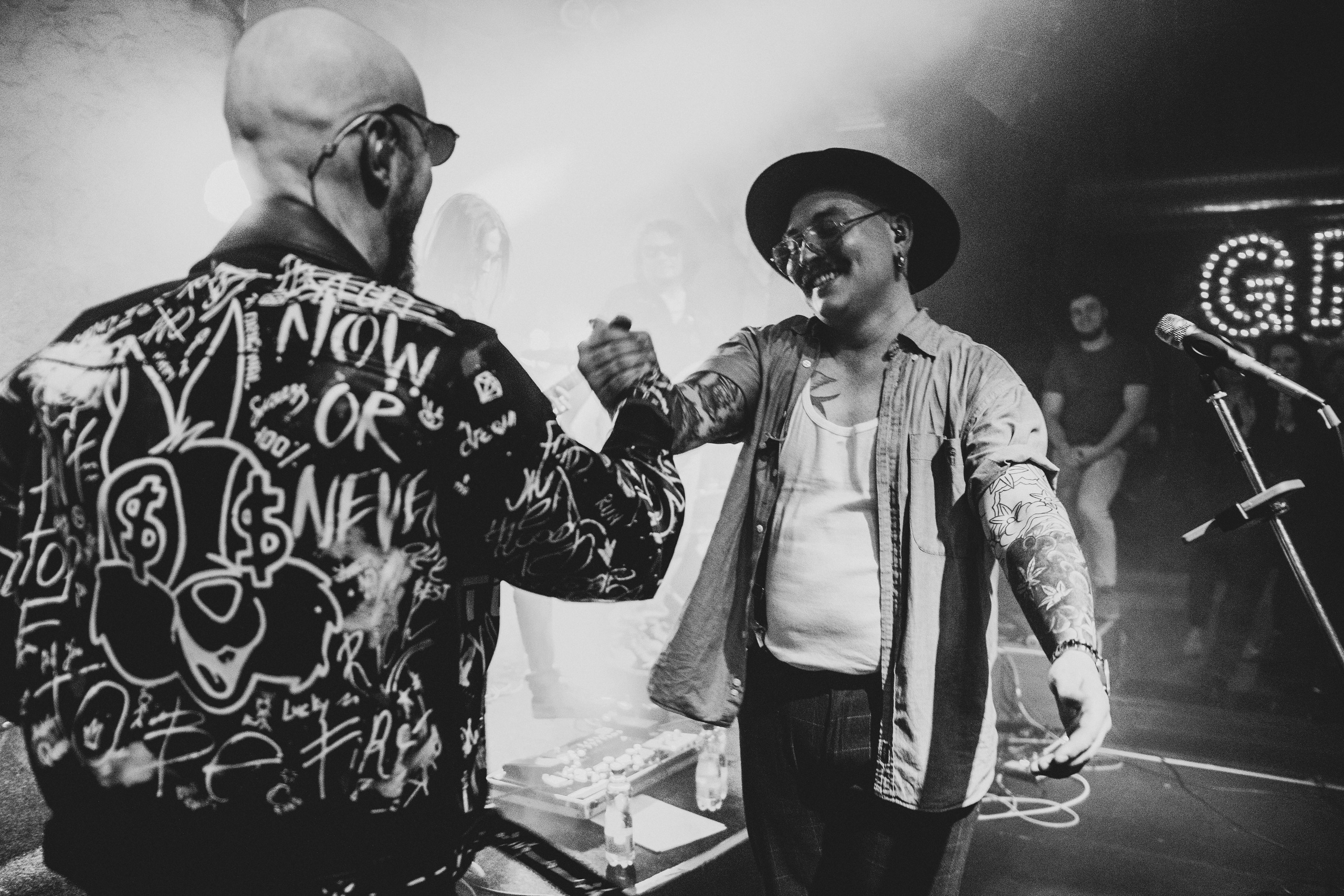 Дэммит Томаз. Фотограф для музыкантов, фотограф на концерт, концертный фотограф, съемка концерта, бэкстейдж фотограф