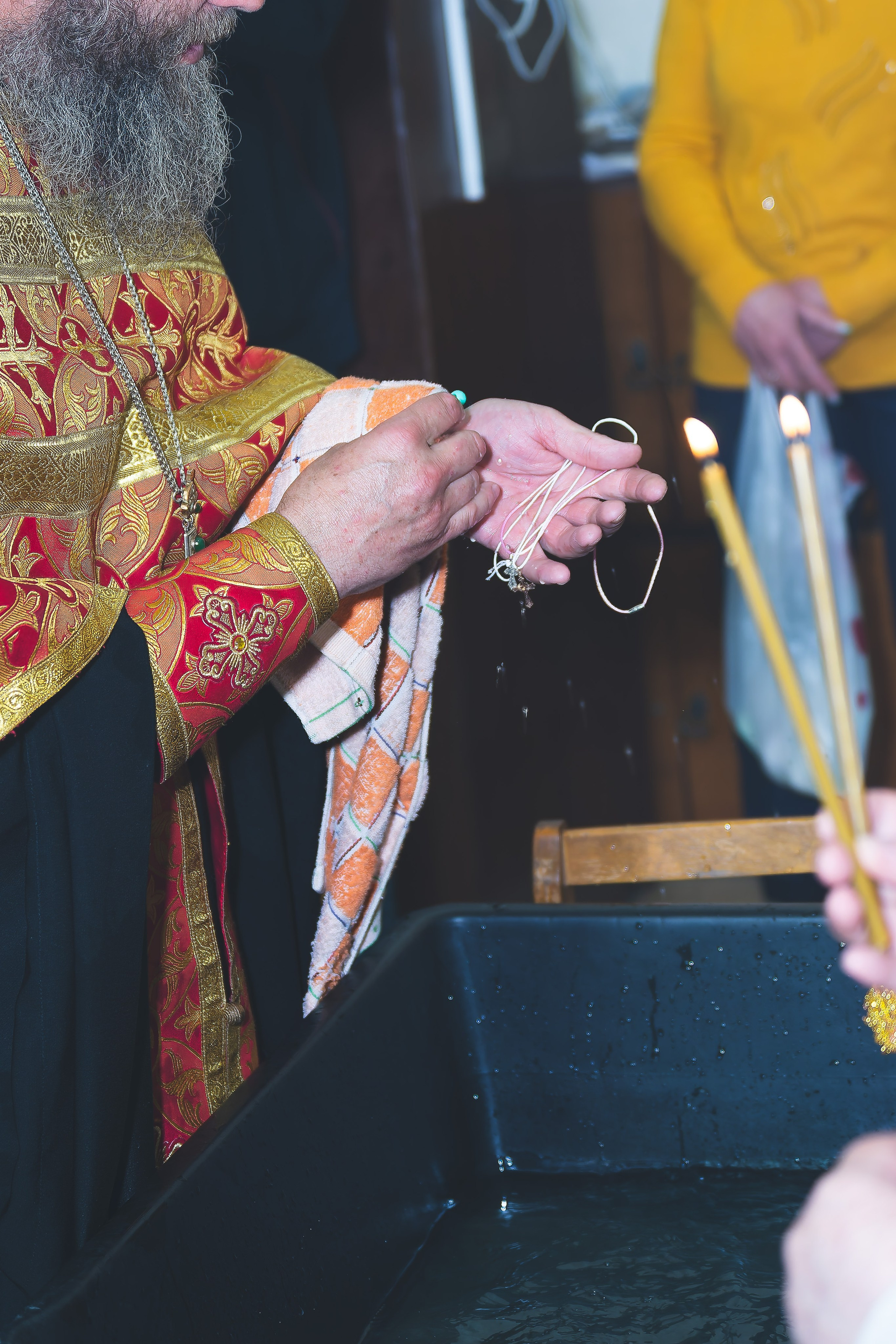 Крещение Ксении в храме Рождества Пресвятой Богородицы д. Щербинино. Фотограф Евгений Егоров