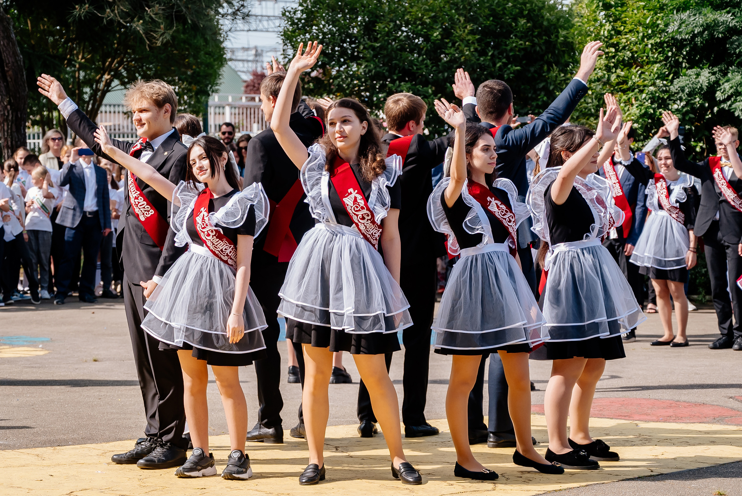 Последний звонок 2023. Свадебный и семейный фотограф в Сочи Никита Пищов