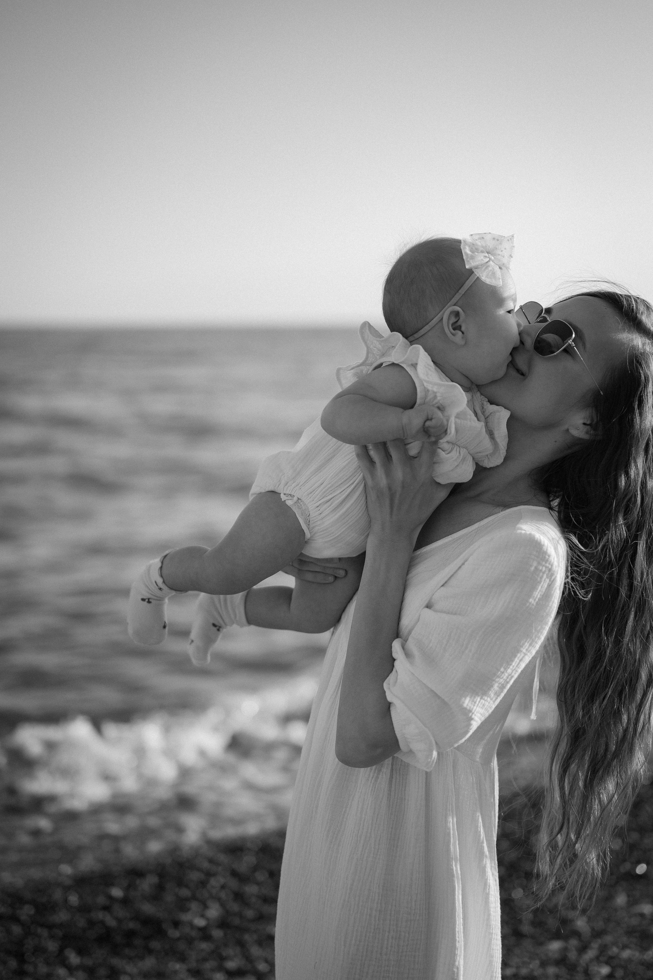 Свидание на пляже. Свадебный и семейный фотограф в Сочи Никита Пищов