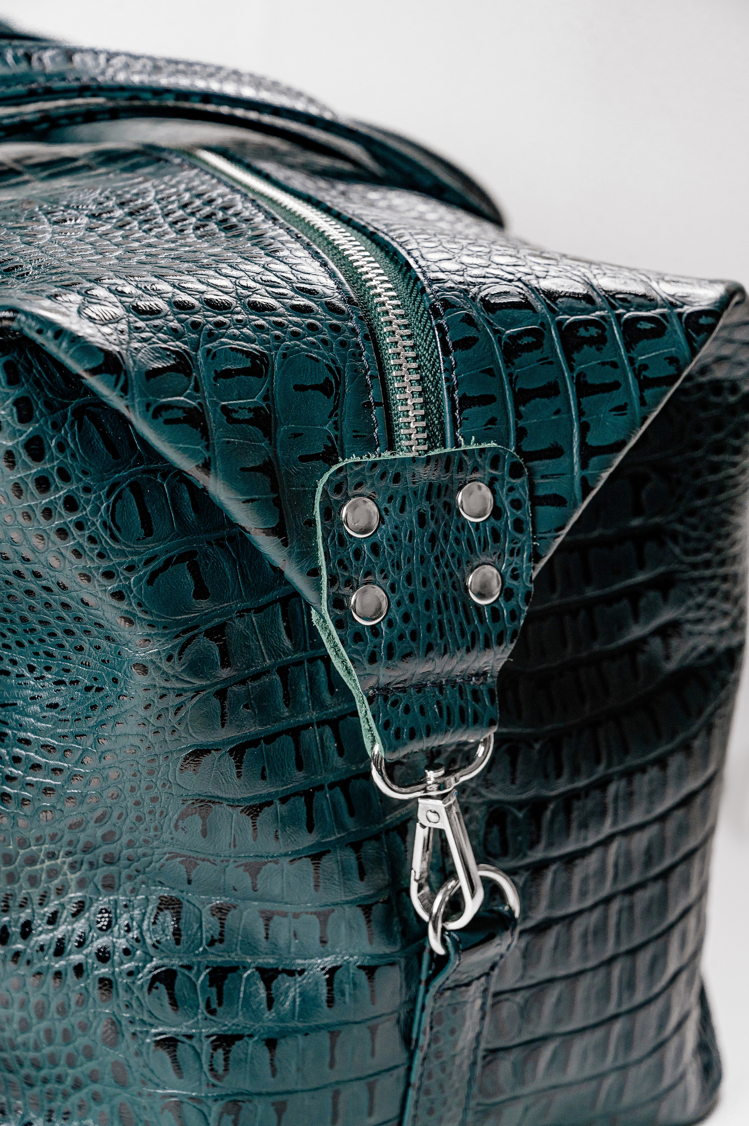 Каталог кожаных изделий MOKSA. Свадебный и семейный фотограф в Сочи Никита Пищов