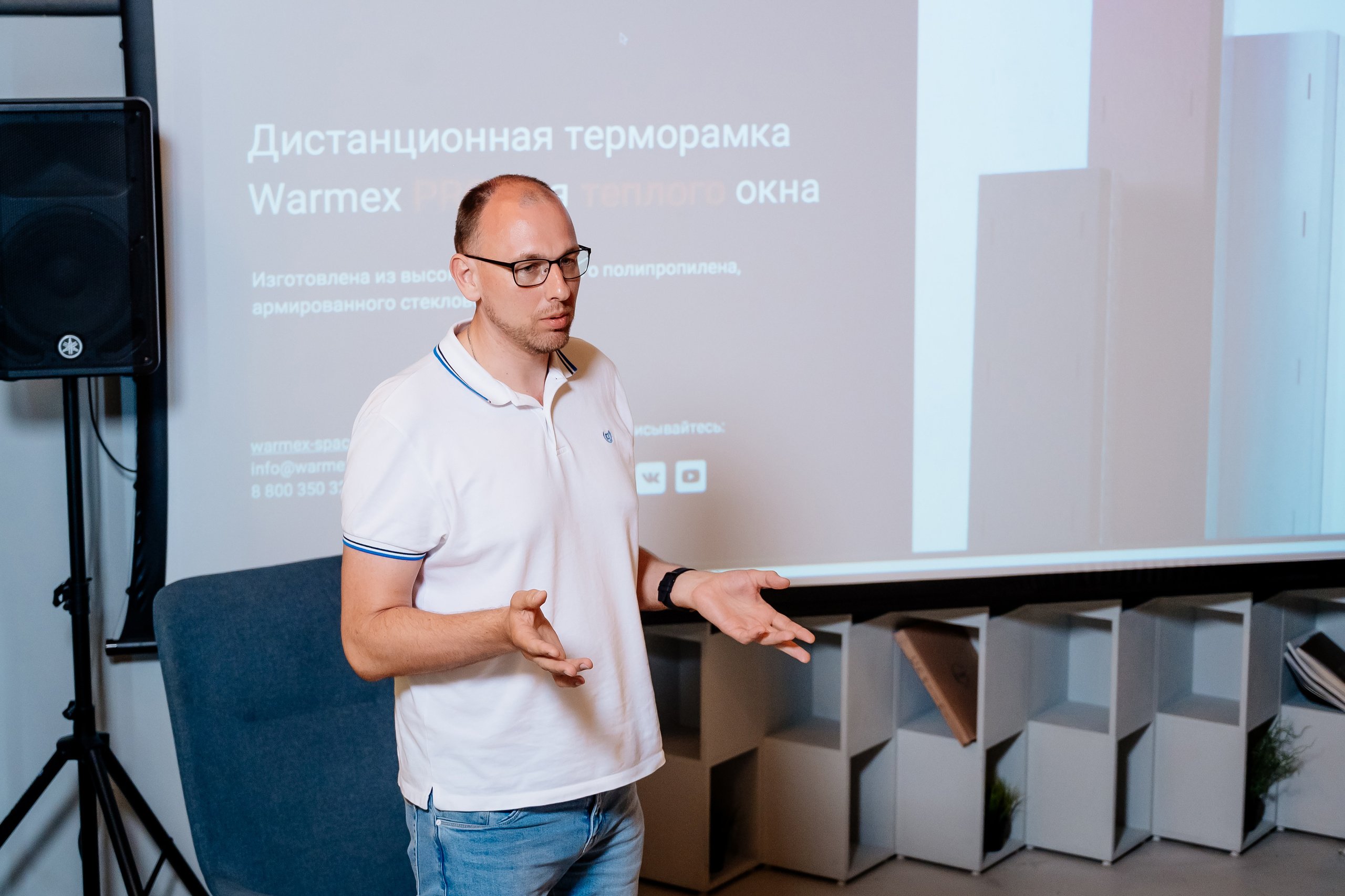 Круглый стол Сагалов и сотоварищи. Свадебный и семейный фотограф в Сочи Никита Пищов