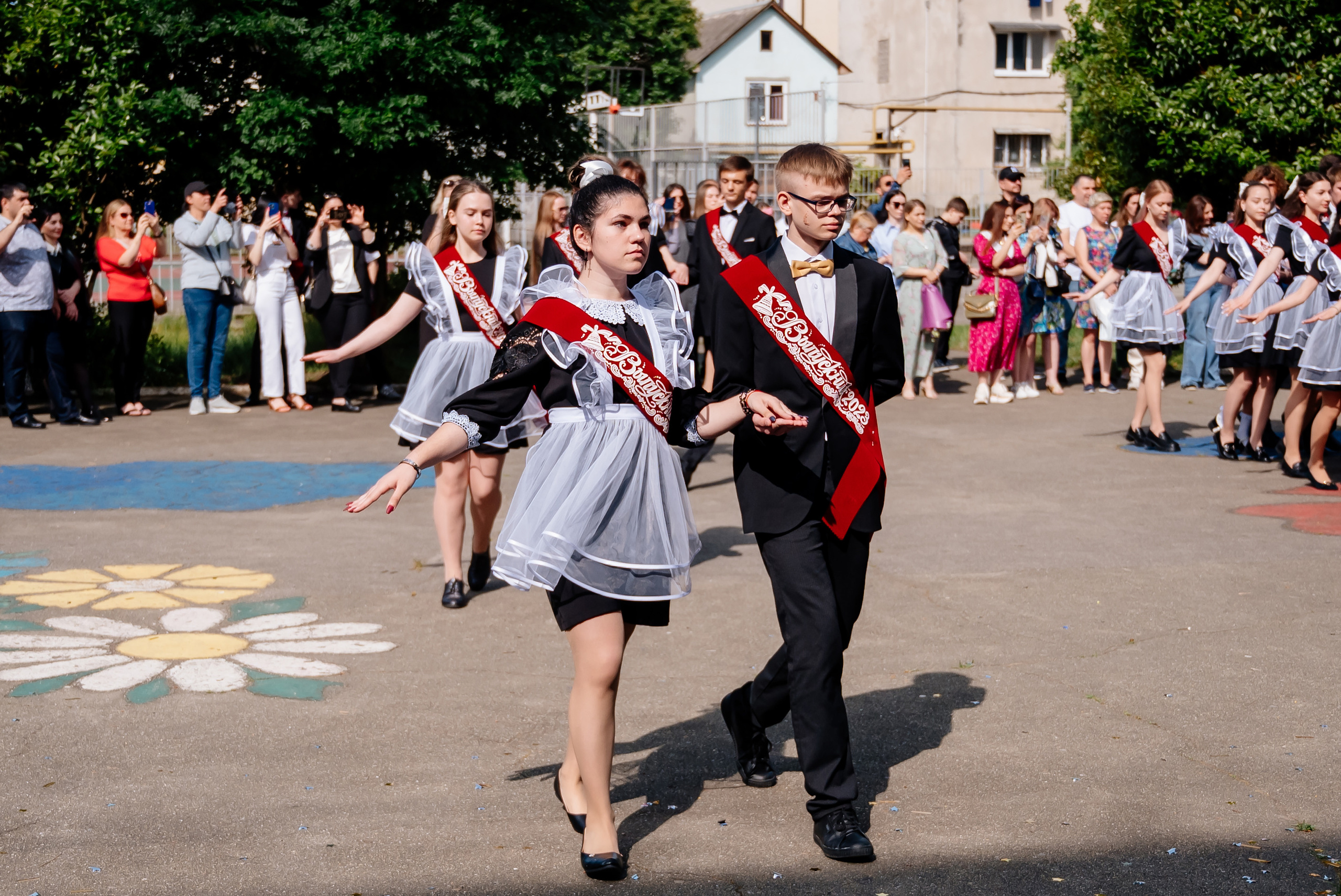 Последний звонок 2023. Свадебный и семейный фотограф в Сочи Никита Пищов