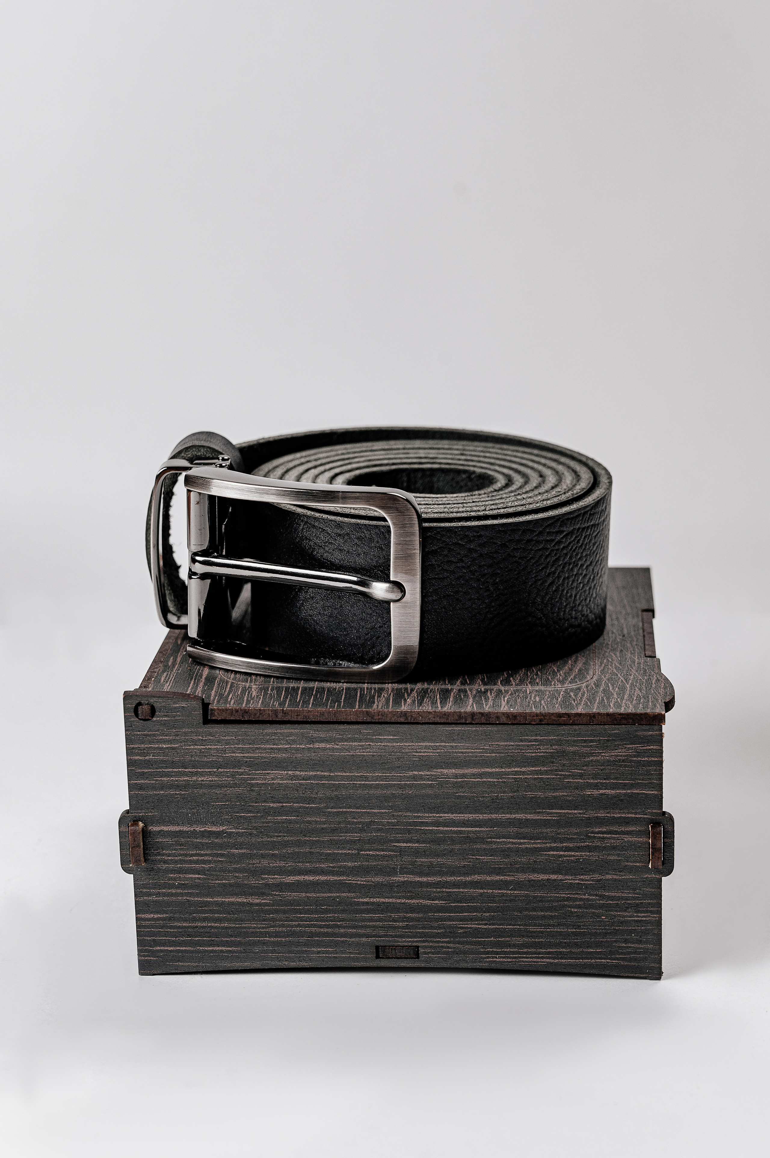 Каталог кожаных изделий MOKSA. Свадебный и семейный фотограф в Сочи Никита Пищов