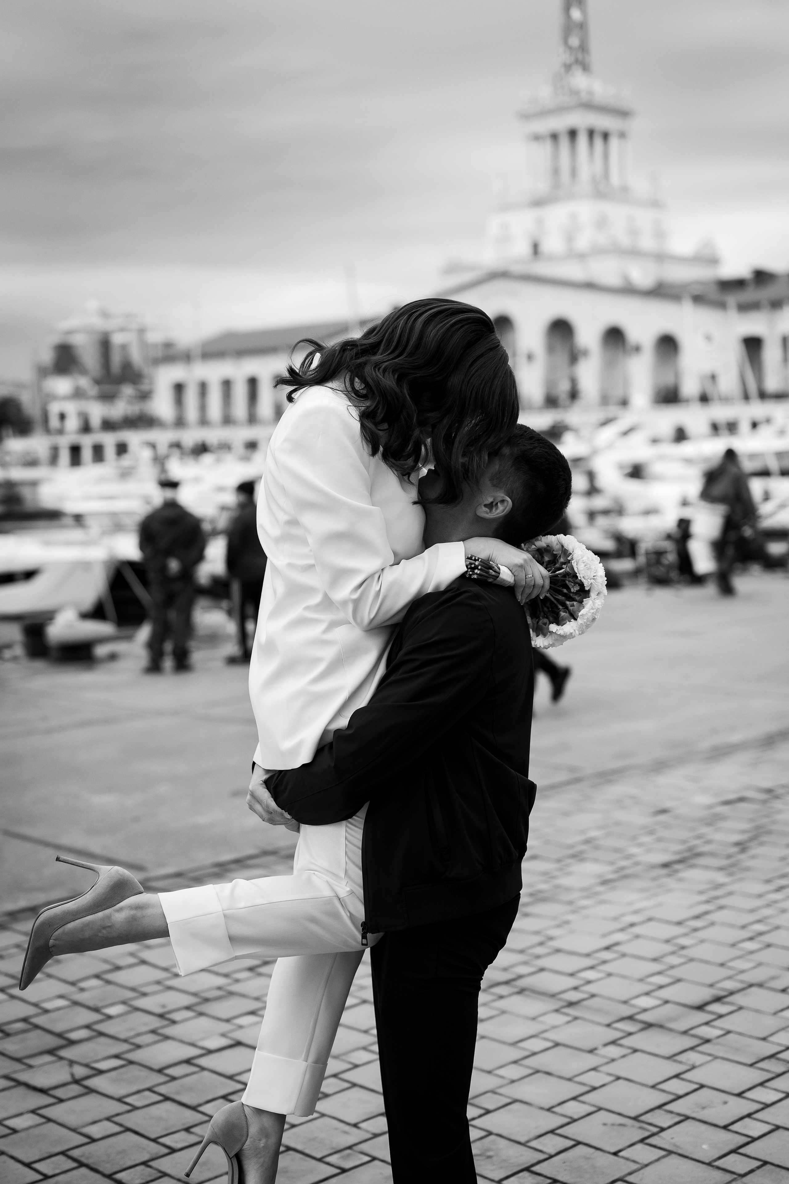 Прогулка после загса. Свадебный и семейный фотограф в Сочи Никита Пищов