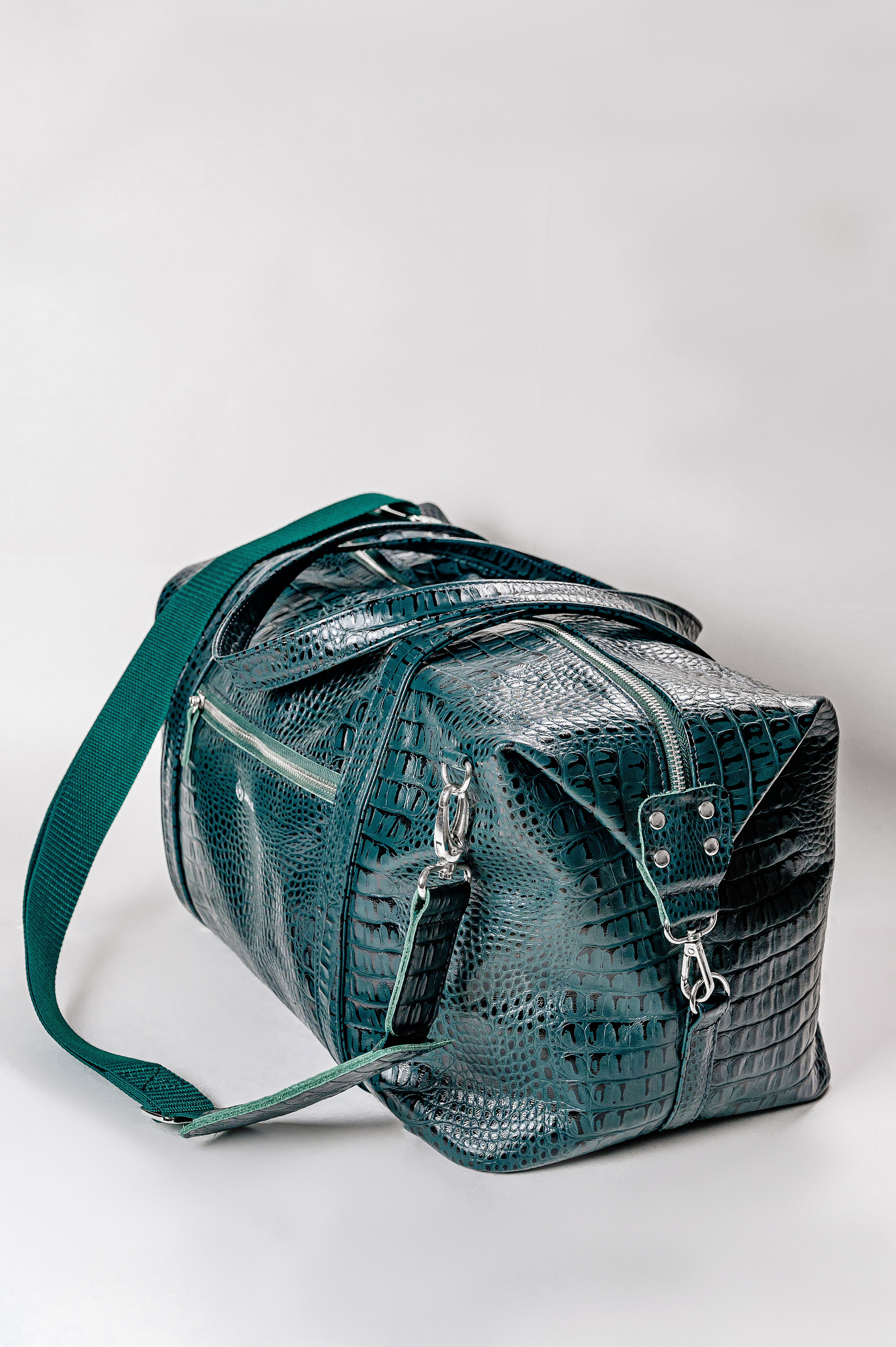 Каталог кожаных изделий MOKSA. Свадебный и семейный фотограф в Сочи Никита Пищов