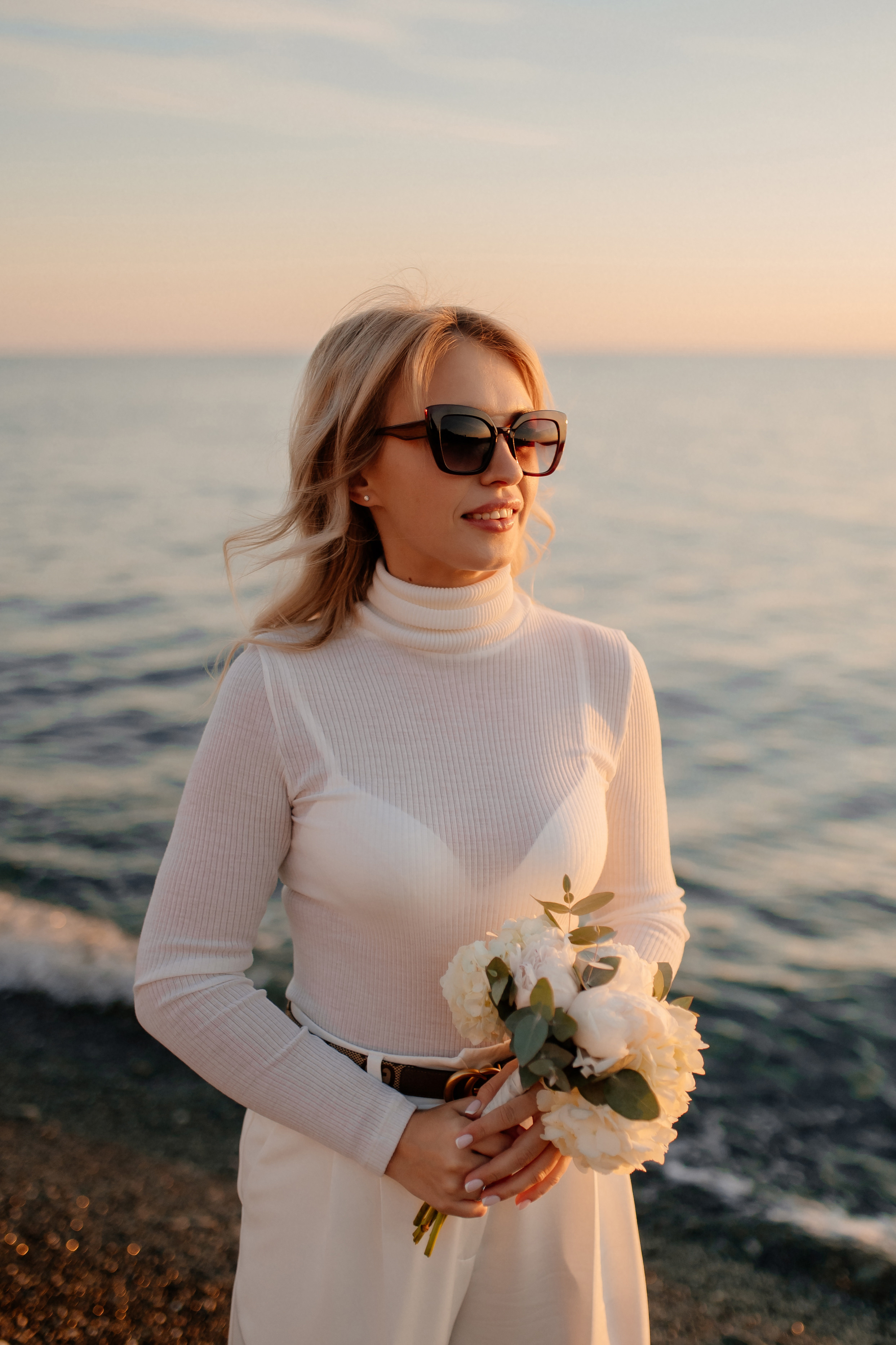 Свадебный вечер в кругу близких. Свадебный и семейный фотограф в Сочи Никита Пищов