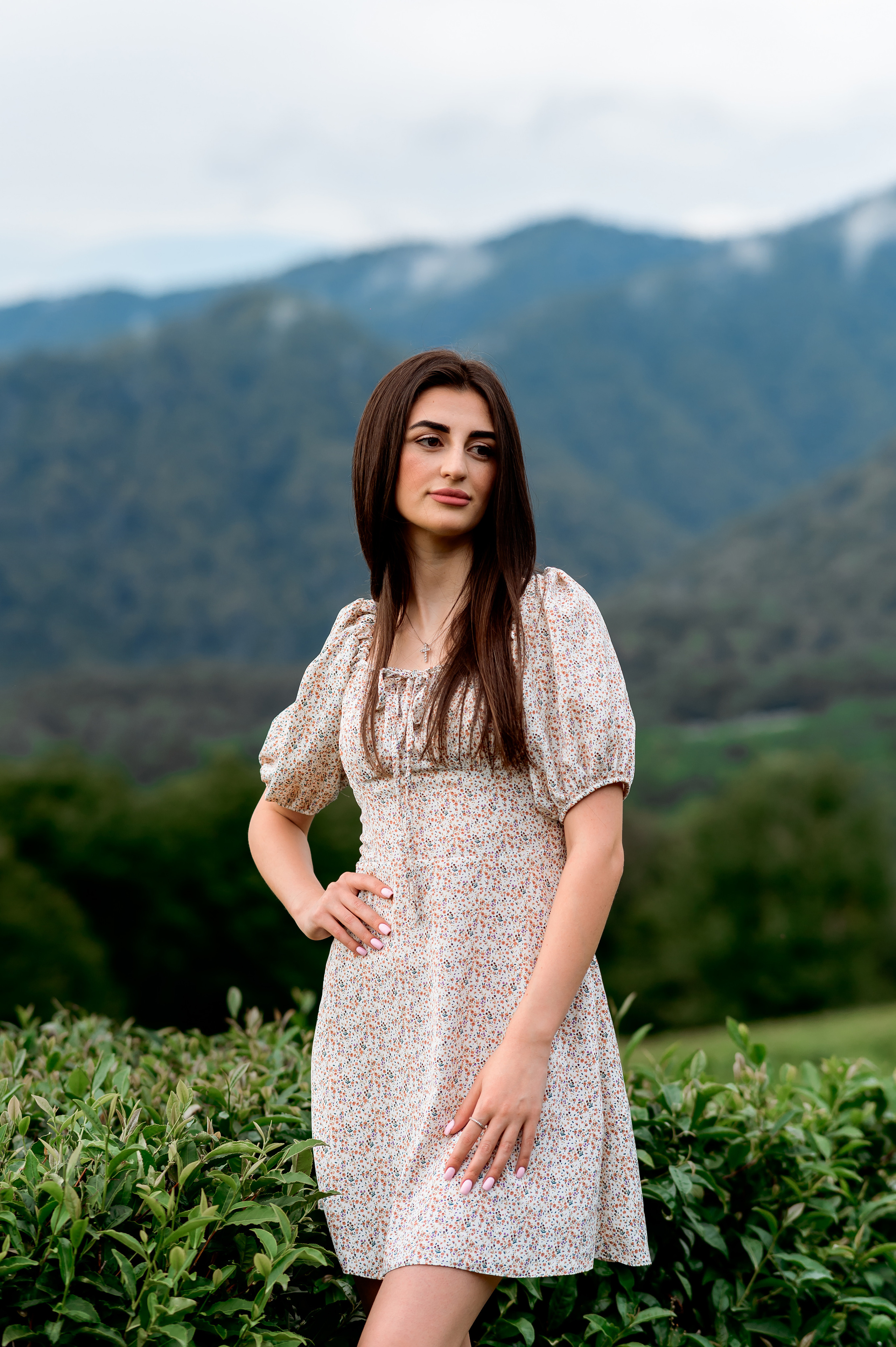 Женская фотосессия на Чайных плантациях. Свадебный и семейный фотограф в Сочи Никита Пищов