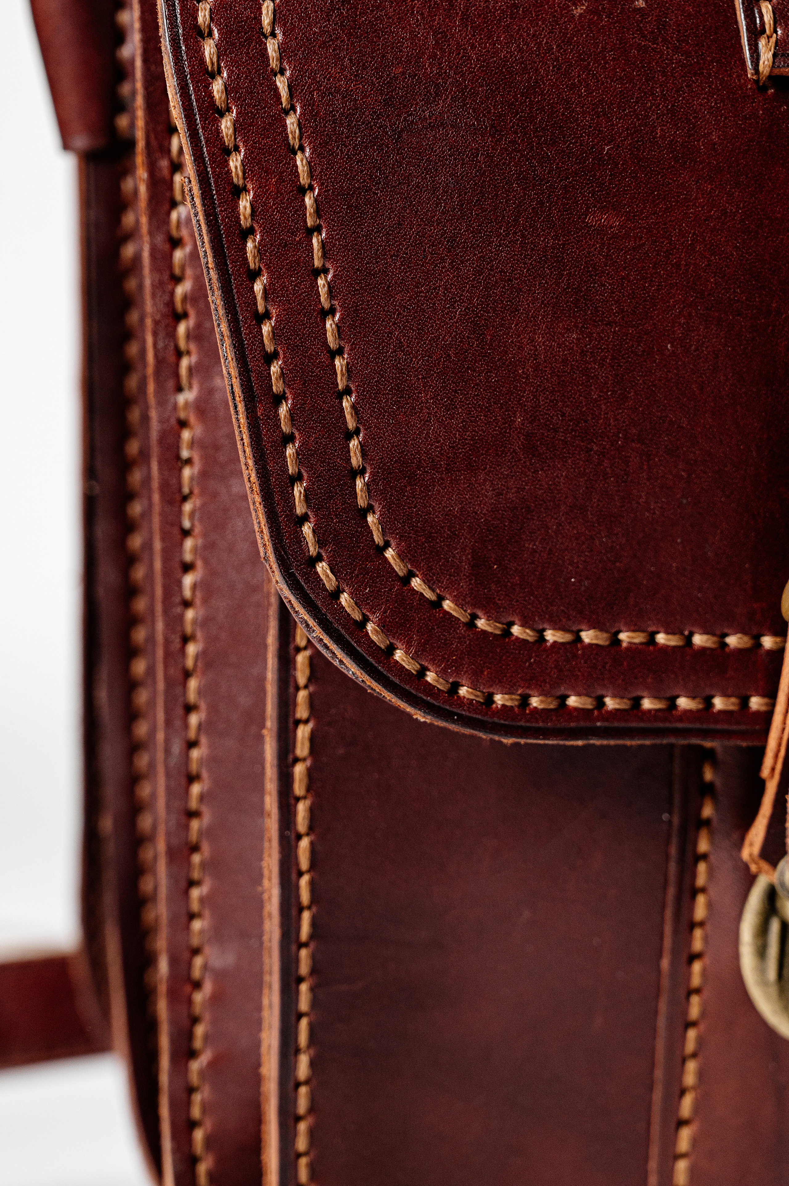 Каталог кожаных изделий MOKSA. Свадебный и семейный фотограф в Сочи Никита Пищов