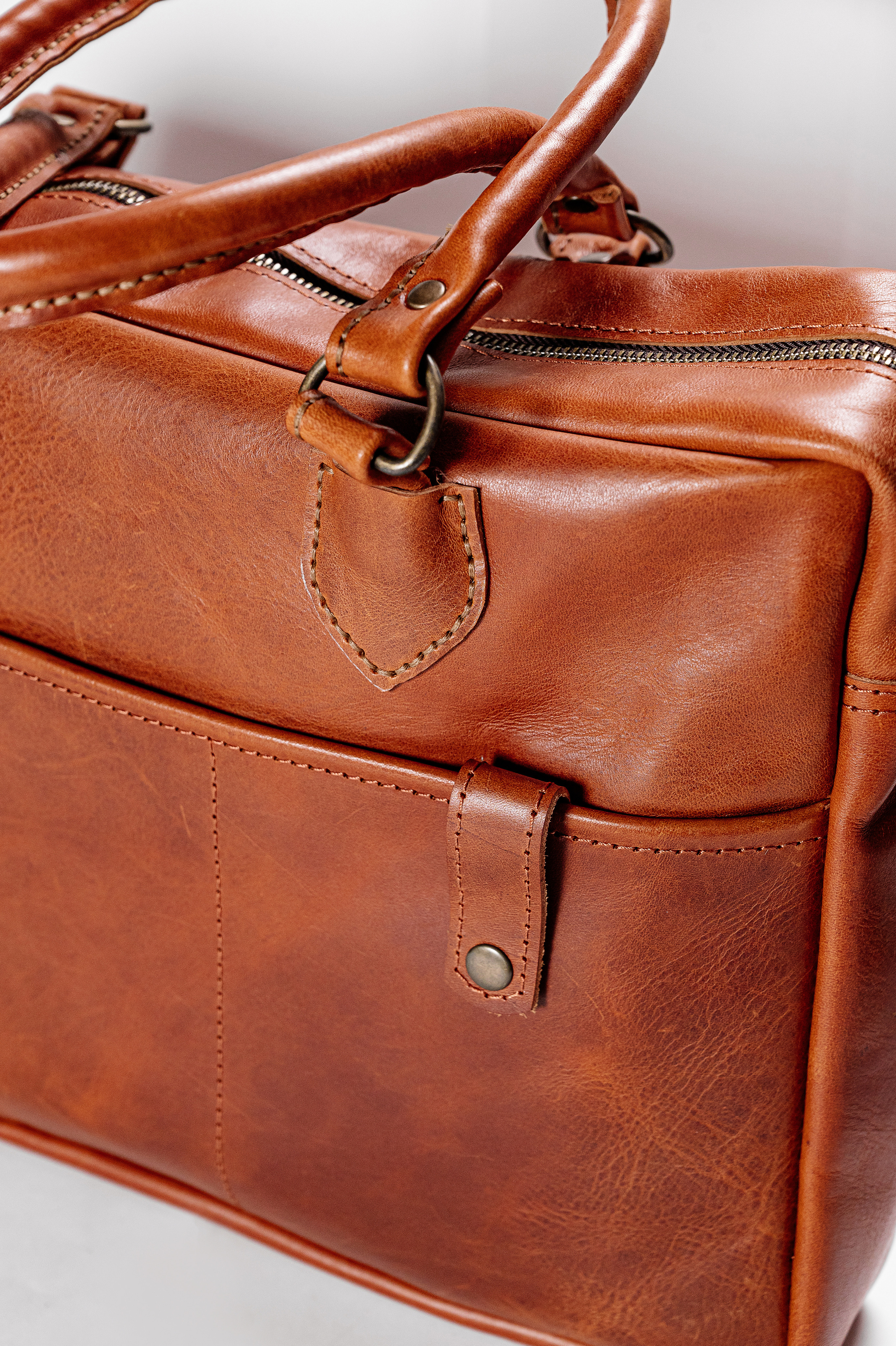 Каталог кожаных изделий MOKSA. Свадебный и семейный фотограф в Сочи Никита Пищов