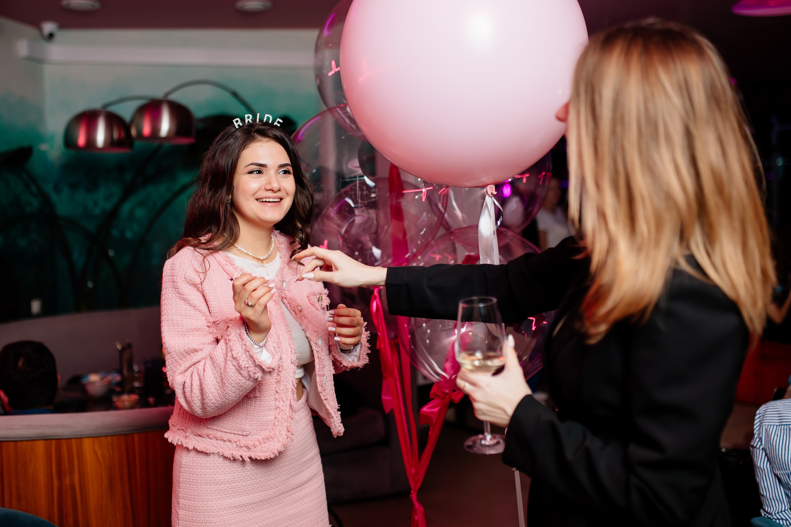 Девичник в «У себя 14». Свадебный и семейный фотограф в Сочи Никита Пищов