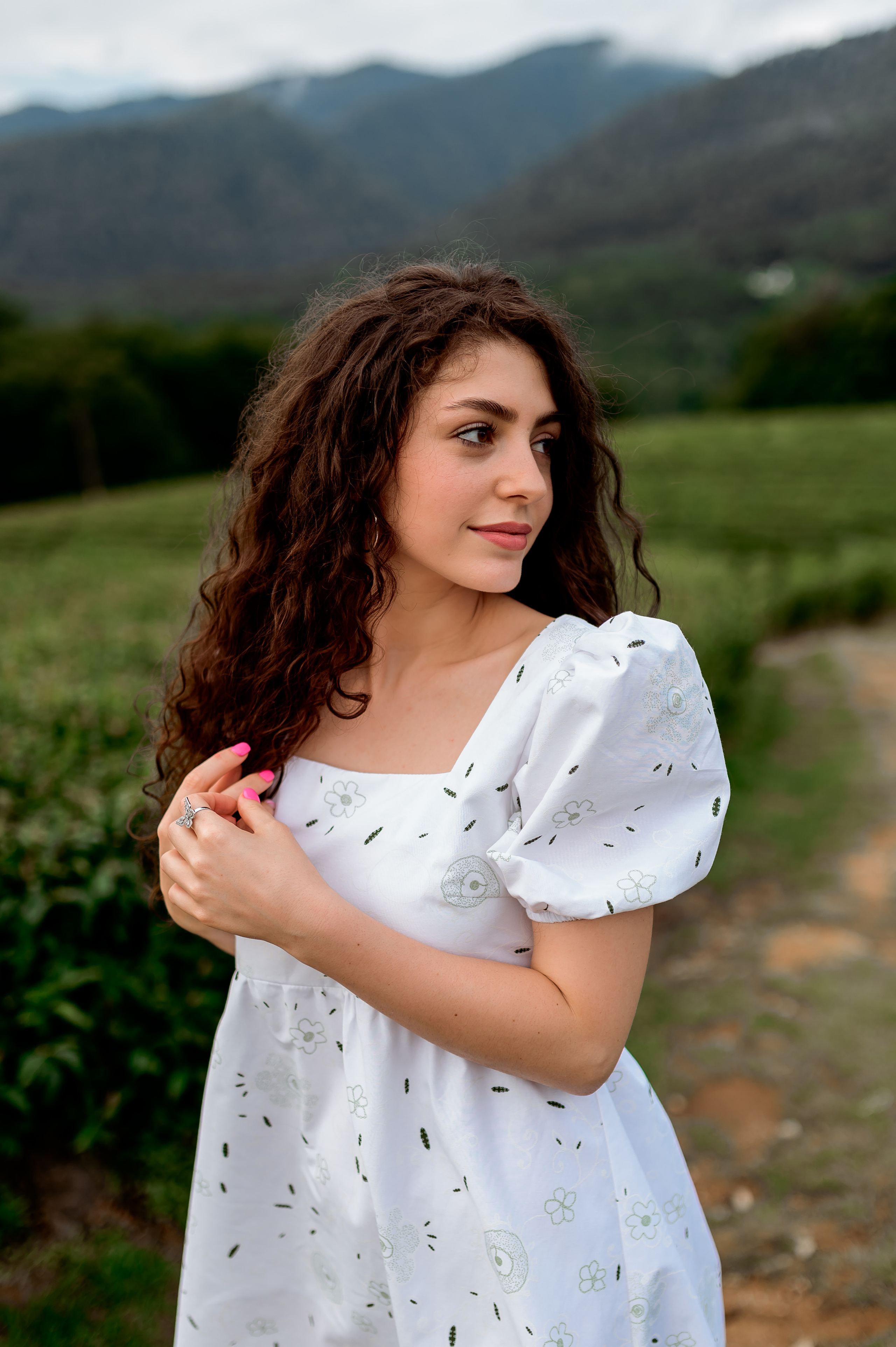 Женская фотосессия на Чайных плантациях. Свадебный и семейный фотограф в Сочи Никита Пищов