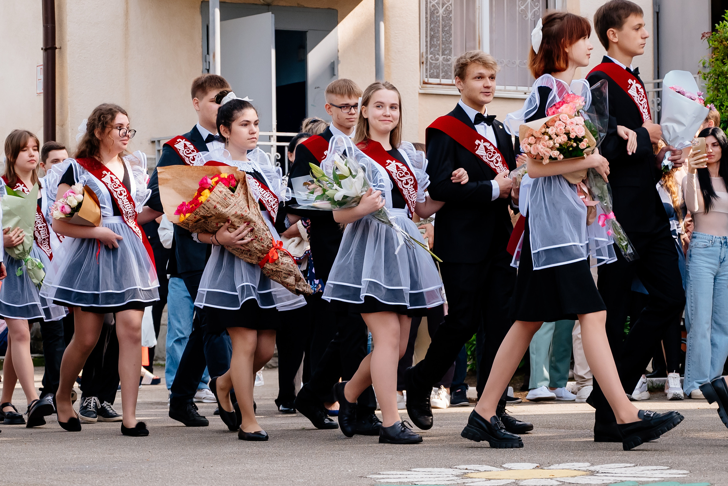 Последний звонок 2023. Свадебный и семейный фотограф в Сочи Никита Пищов