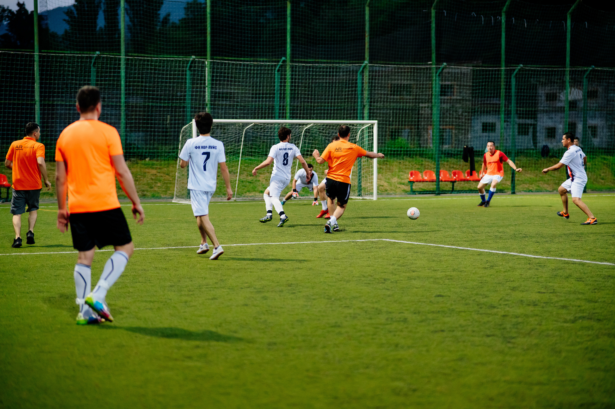 Футбольный матч — AR Group & Нор-Луйс. Свадебный и семейный фотограф в Сочи Никита Пищов
