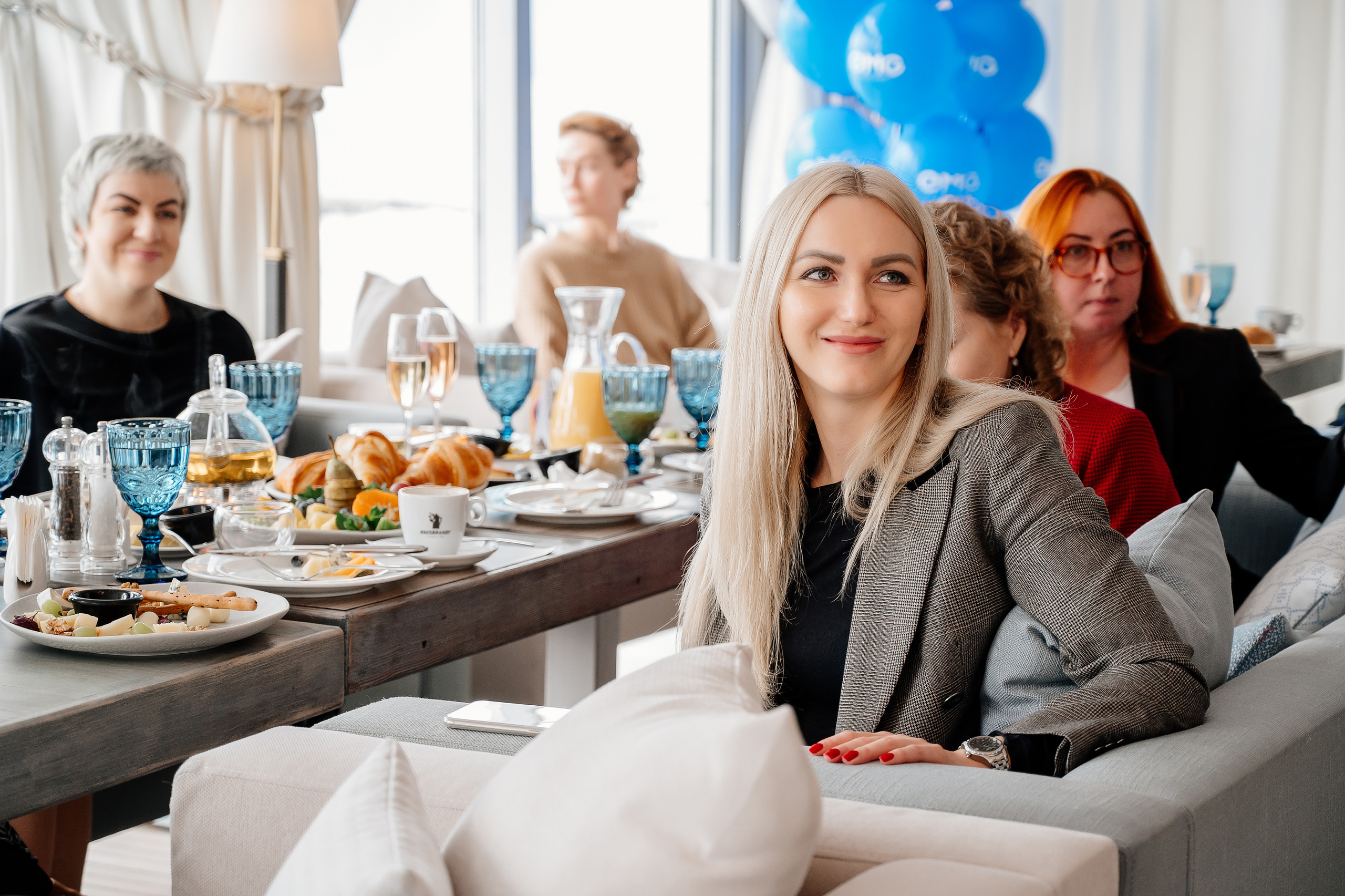 Завтрак EMG Sochi. Свадебный и семейный фотограф в Сочи Никита Пищов